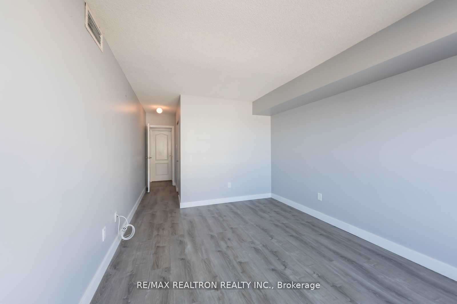 #505 - 39 Kimbercroft Court Property Photo 7