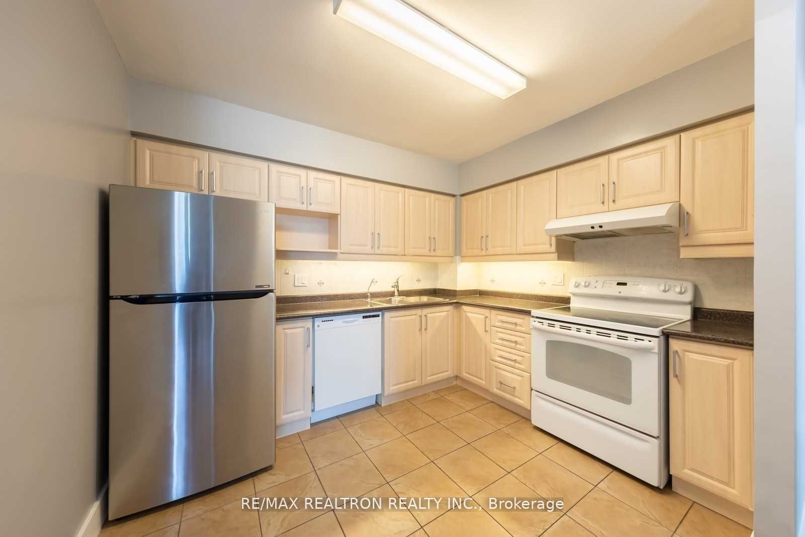 #505 - 39 Kimbercroft Court Property Photo 10