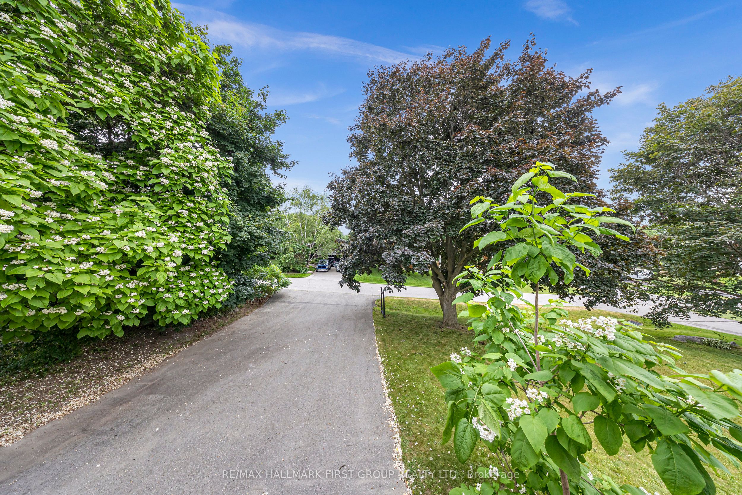 890 Briarwood Drive Property Photo 31