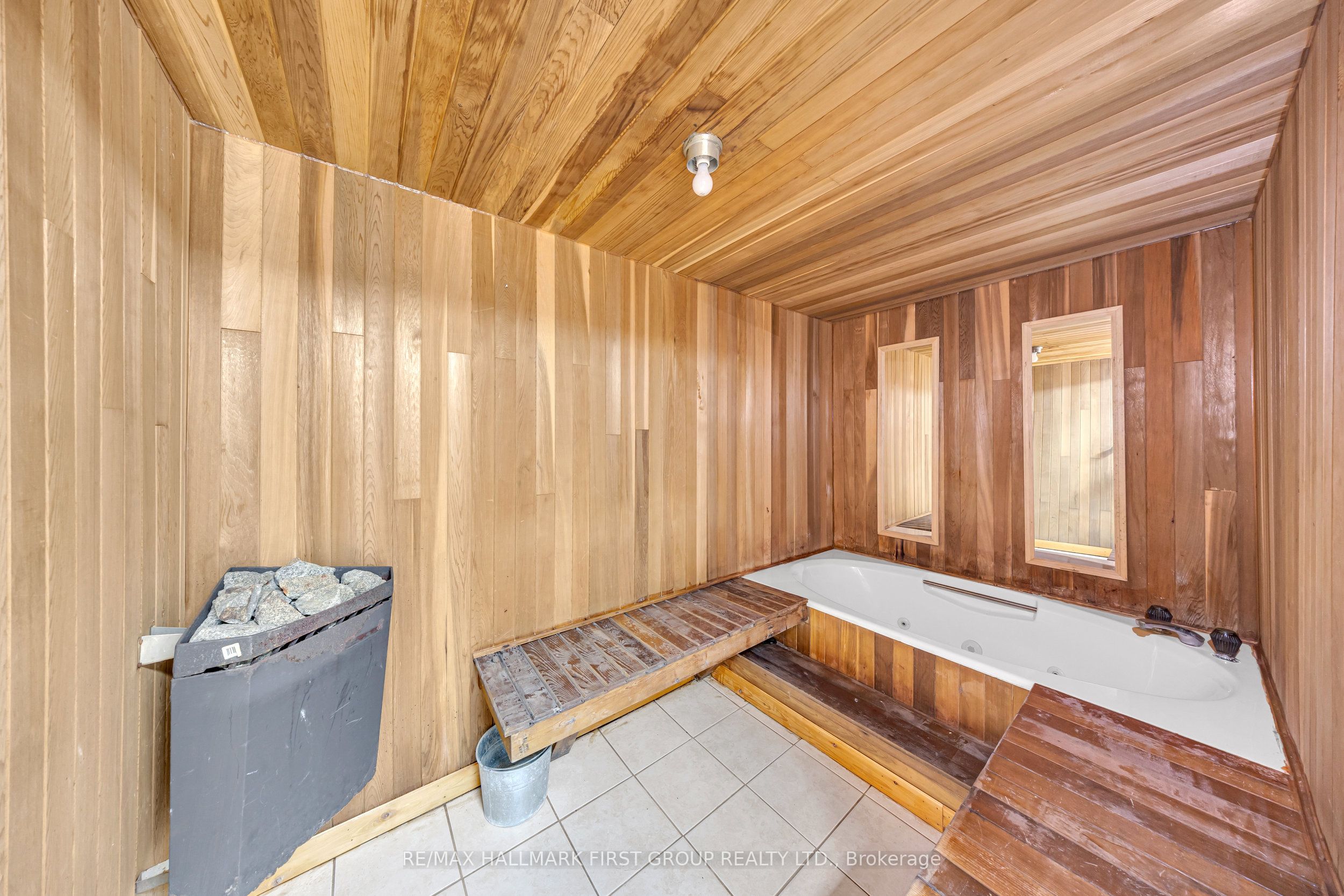 890 Briarwood Drive Property Photo 33