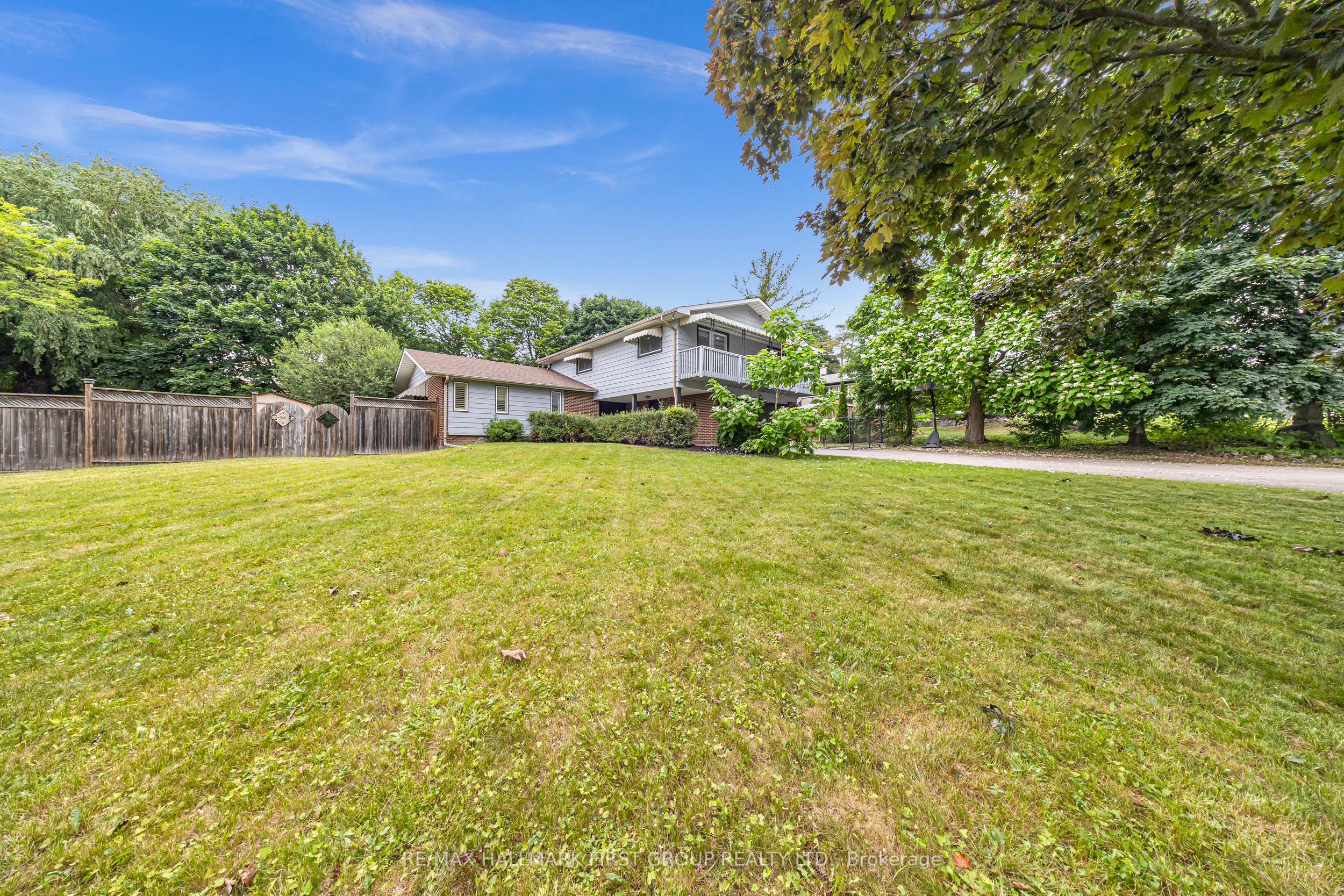 890 Briarwood Drive Property Photo 47