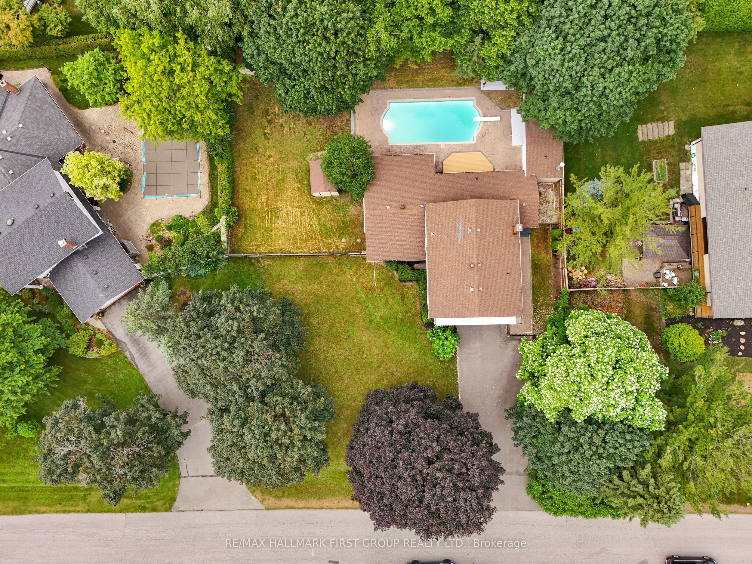 890 Briarwood Drive Property Photo 48