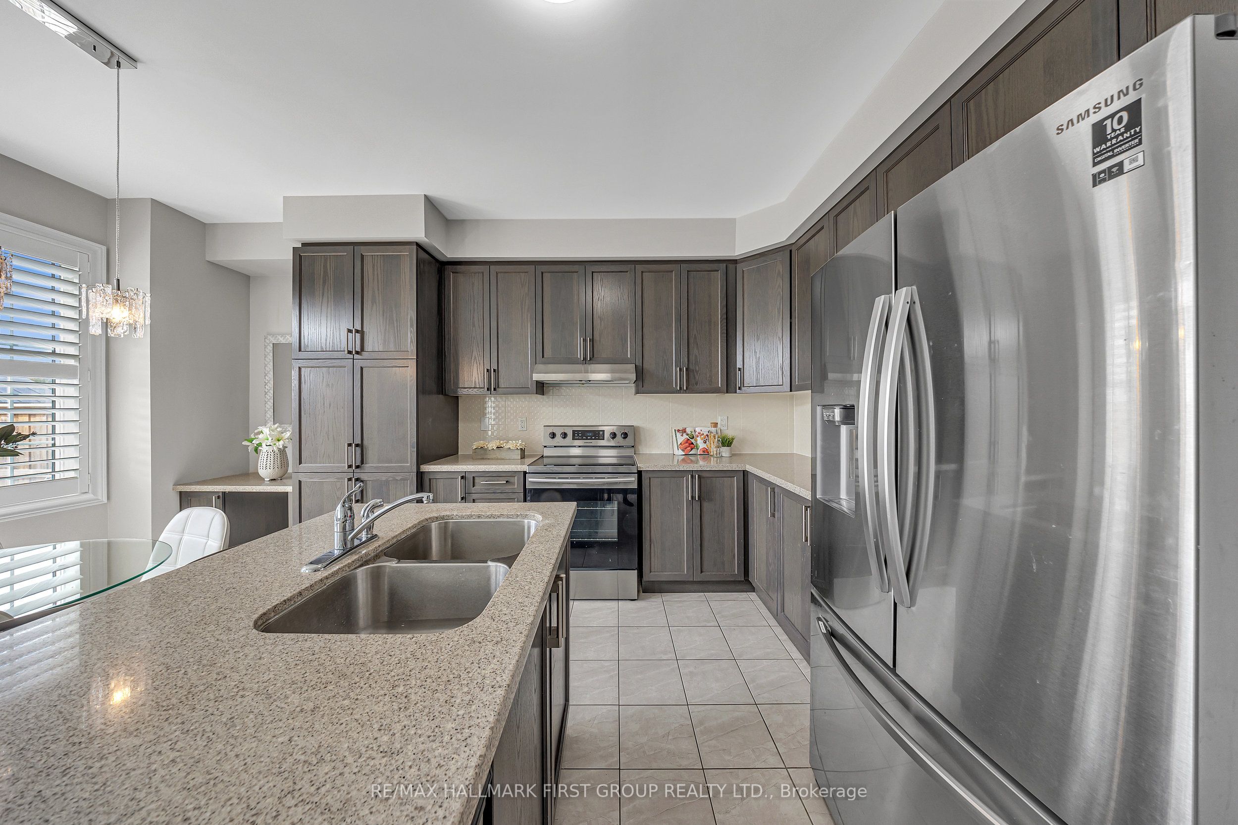 111 Fred Jackman Avenue Property Photo 18
