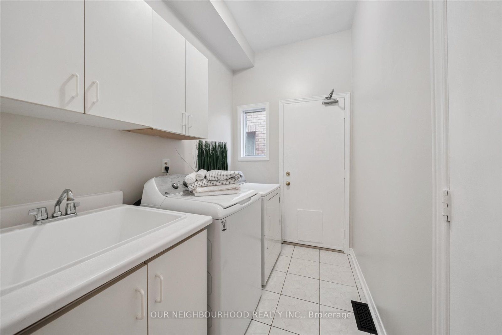 43 Ringwood Drive Property Photo 32