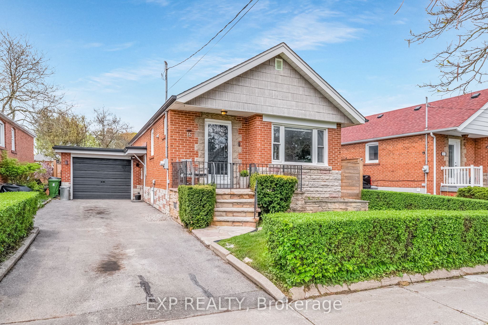 16 Camilla Crescent Property Photo 1