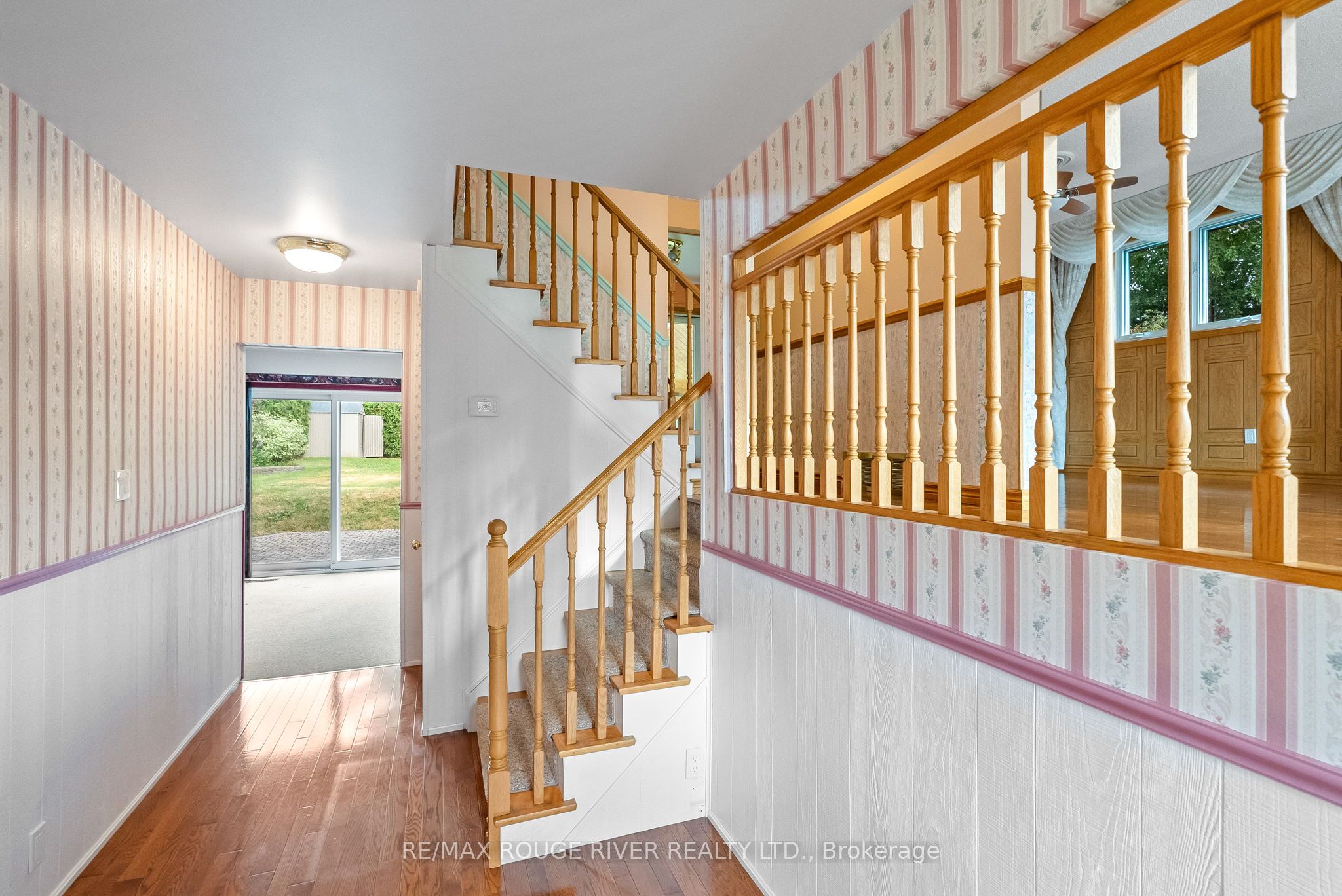 83 Oakdale Drive Property Photo 3