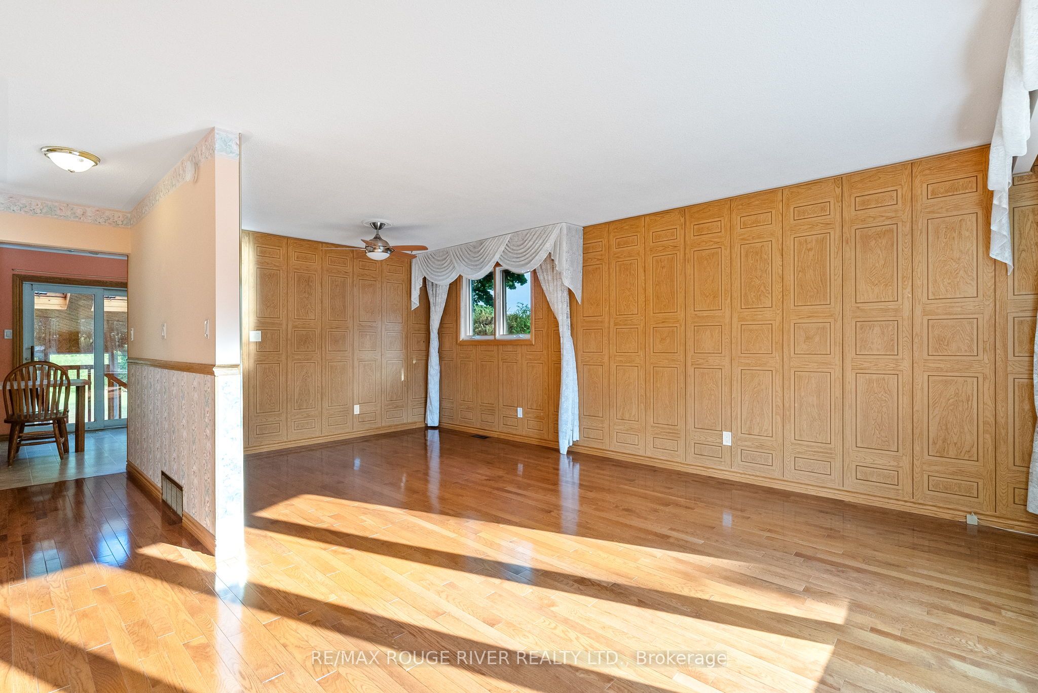 83 Oakdale Drive Property Photo 6