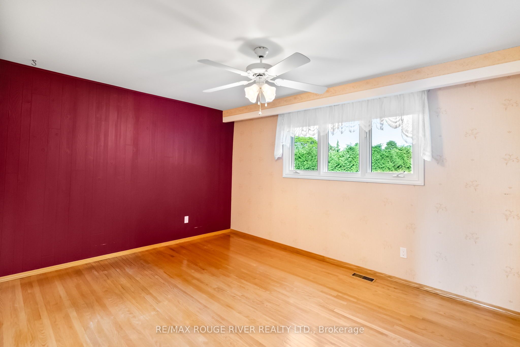 83 Oakdale Drive Property Photo 13