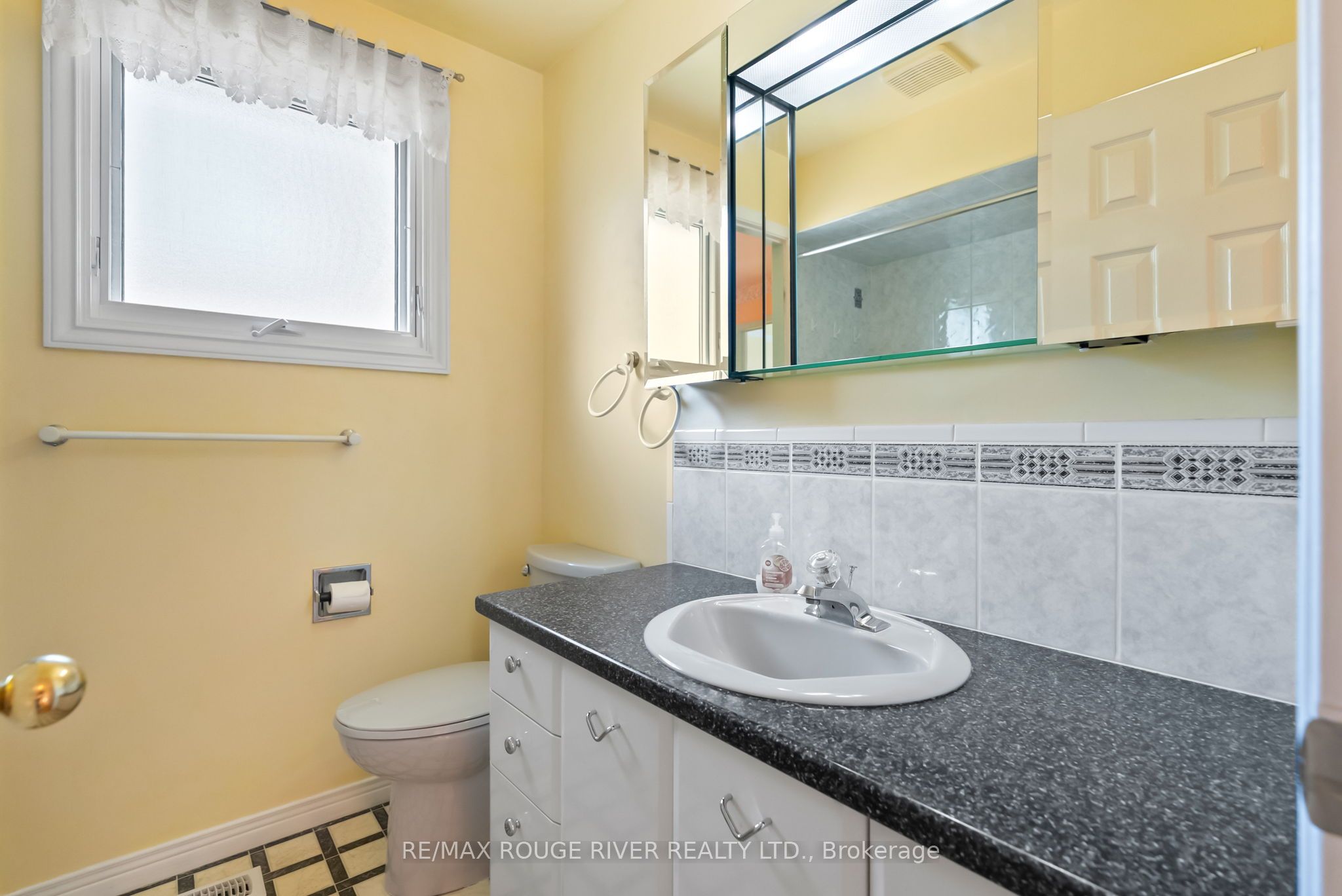 83 Oakdale Drive Property Photo 15