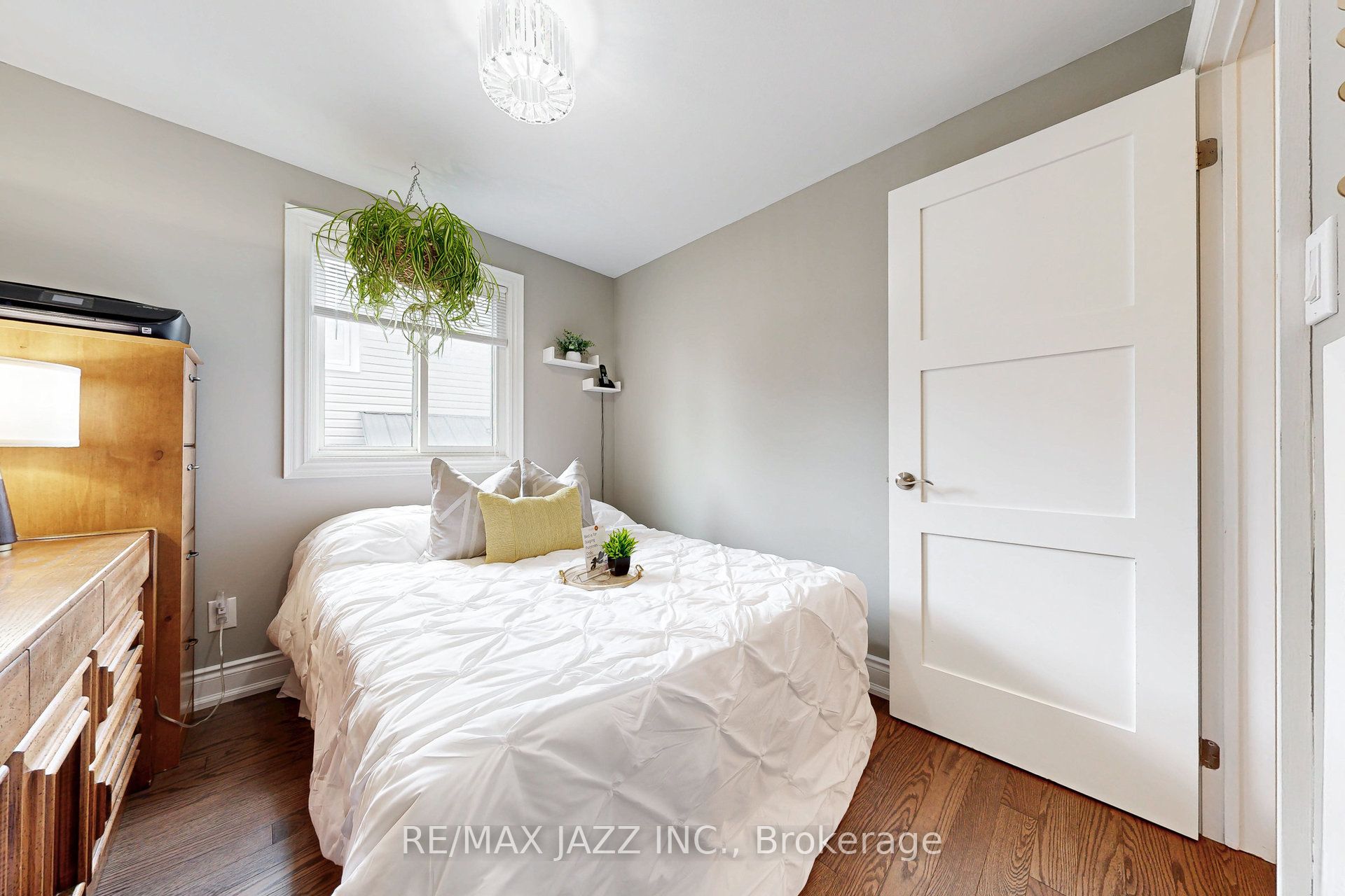 77 Swanston Crescent Property Photo 16