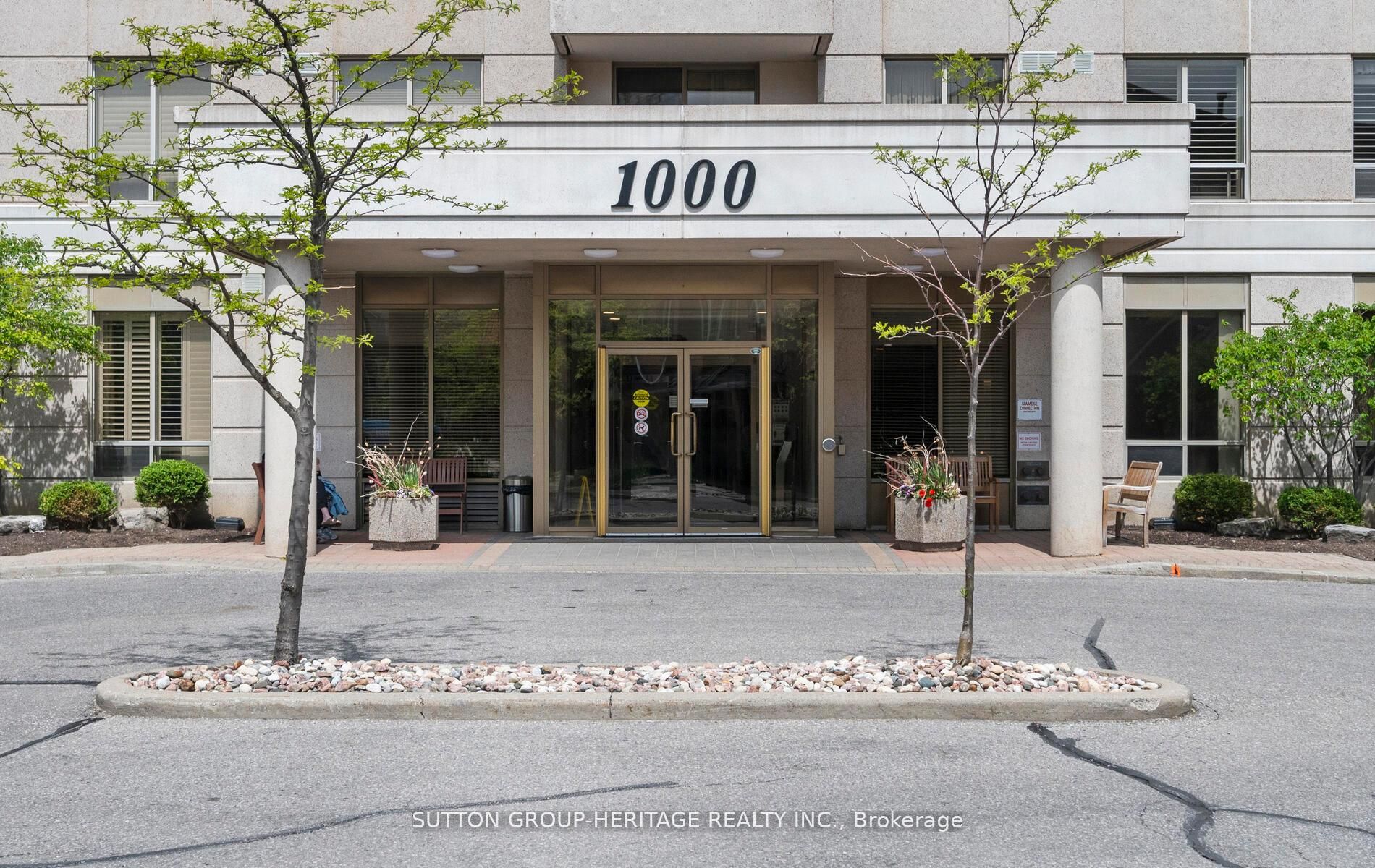 #1015 - 1000 The Esplanade Avenue Property Photo 2