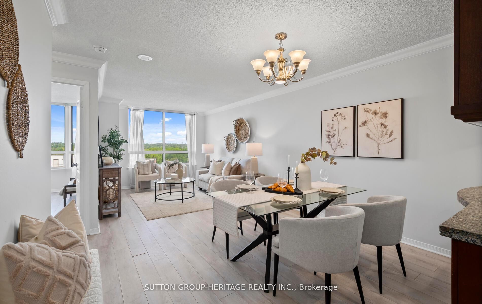 #1015 - 1000 The Esplanade Avenue Property Photo 11