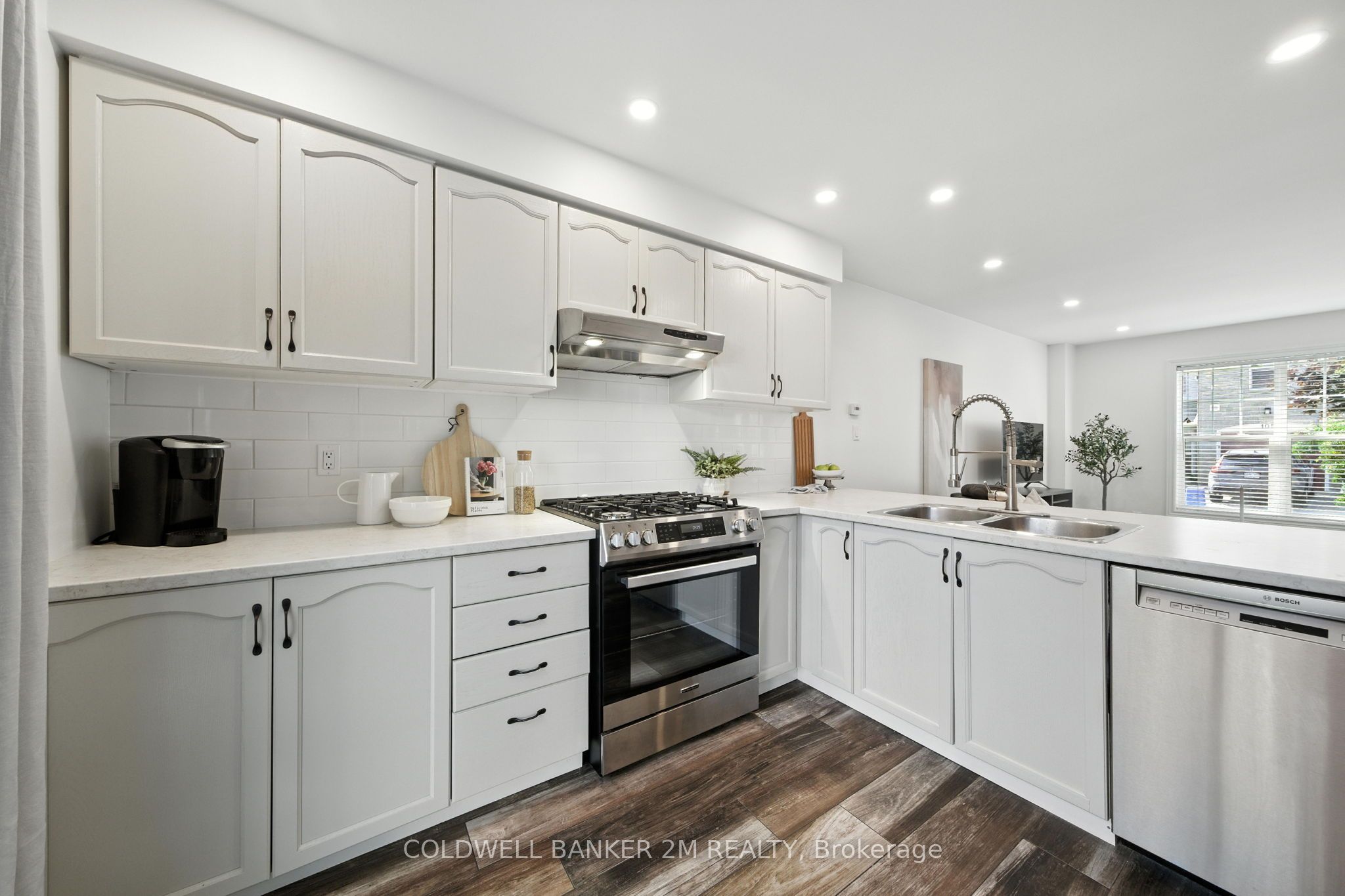 #36 - 2800 Courtice Road Property Photo 10
