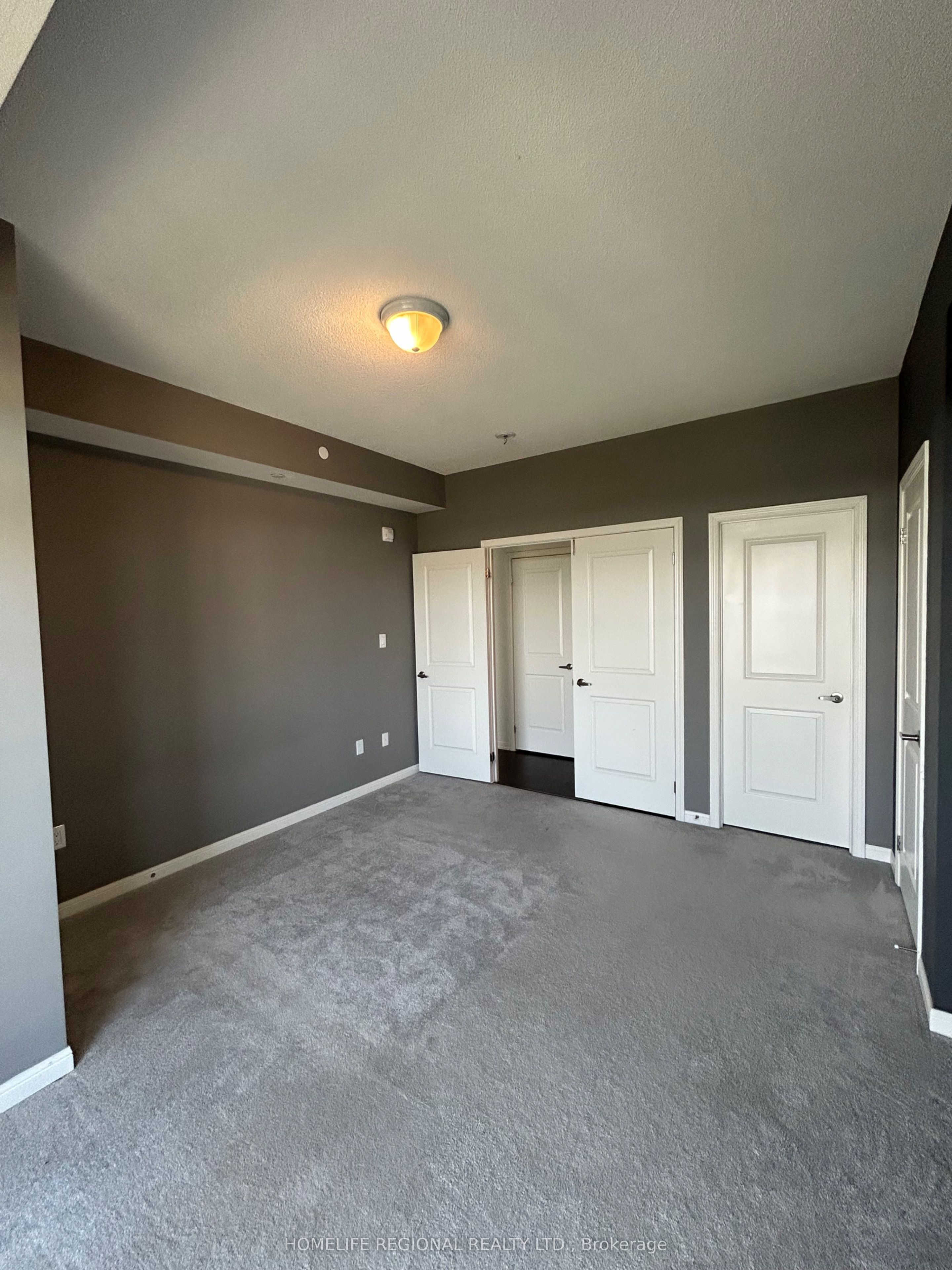84 Aspen Springs Drive 422 Property Photo 5