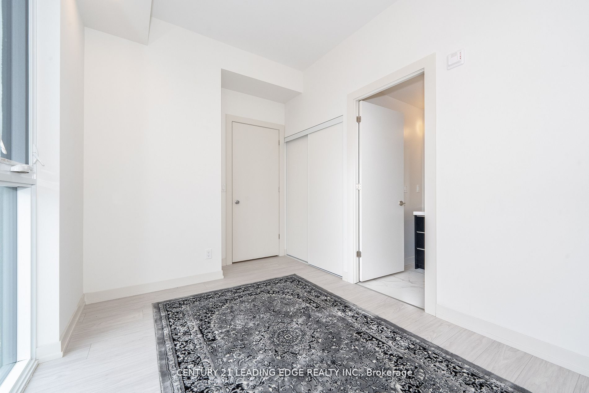 90 S Glen Everest Road 1003 Property Photo 12