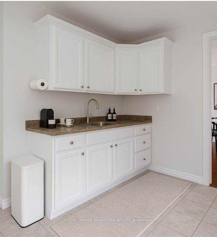 #upper B - 117 Hampton Avenue Property Photo 4