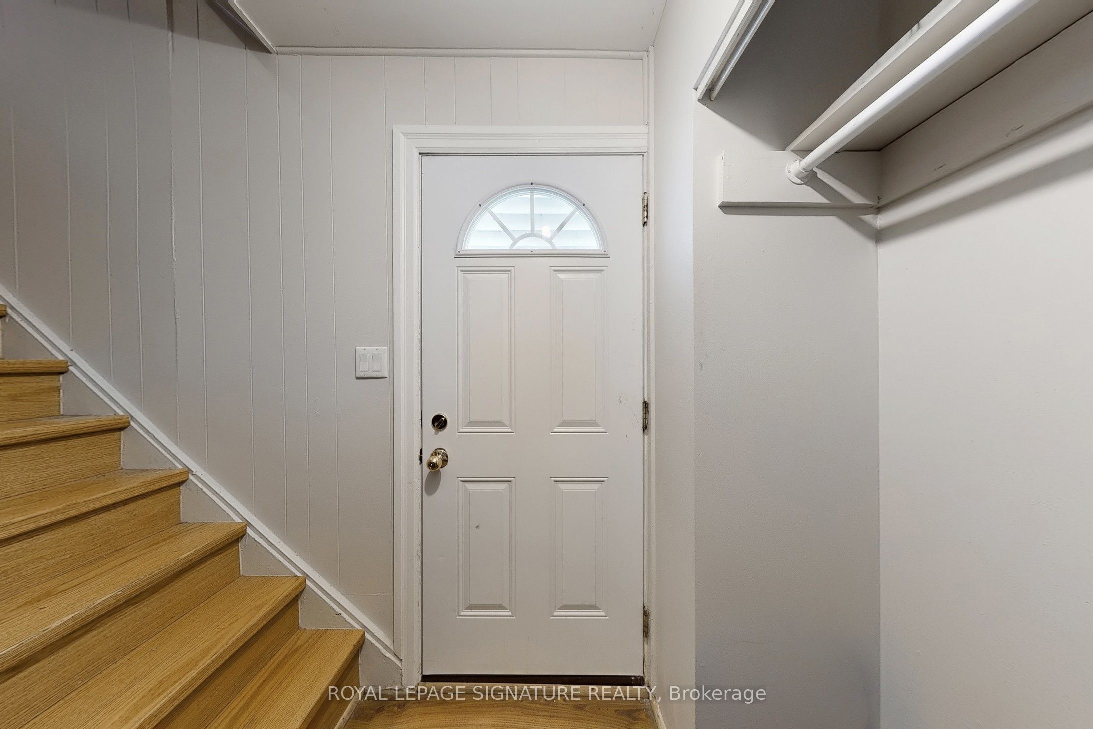 #upper B - 117 Hampton Avenue Property Photo 10