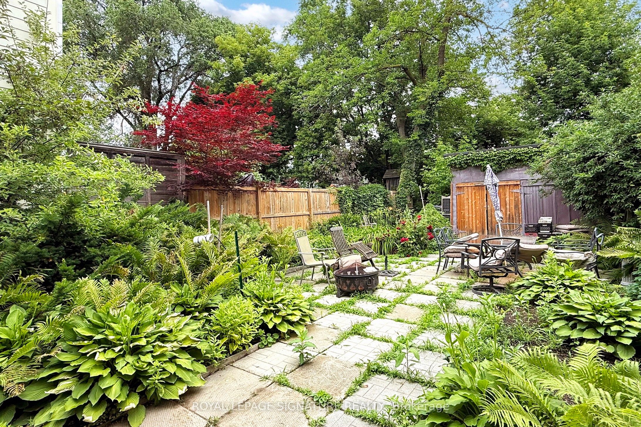 #upper B - 117 Hampton Avenue Property Photo 13