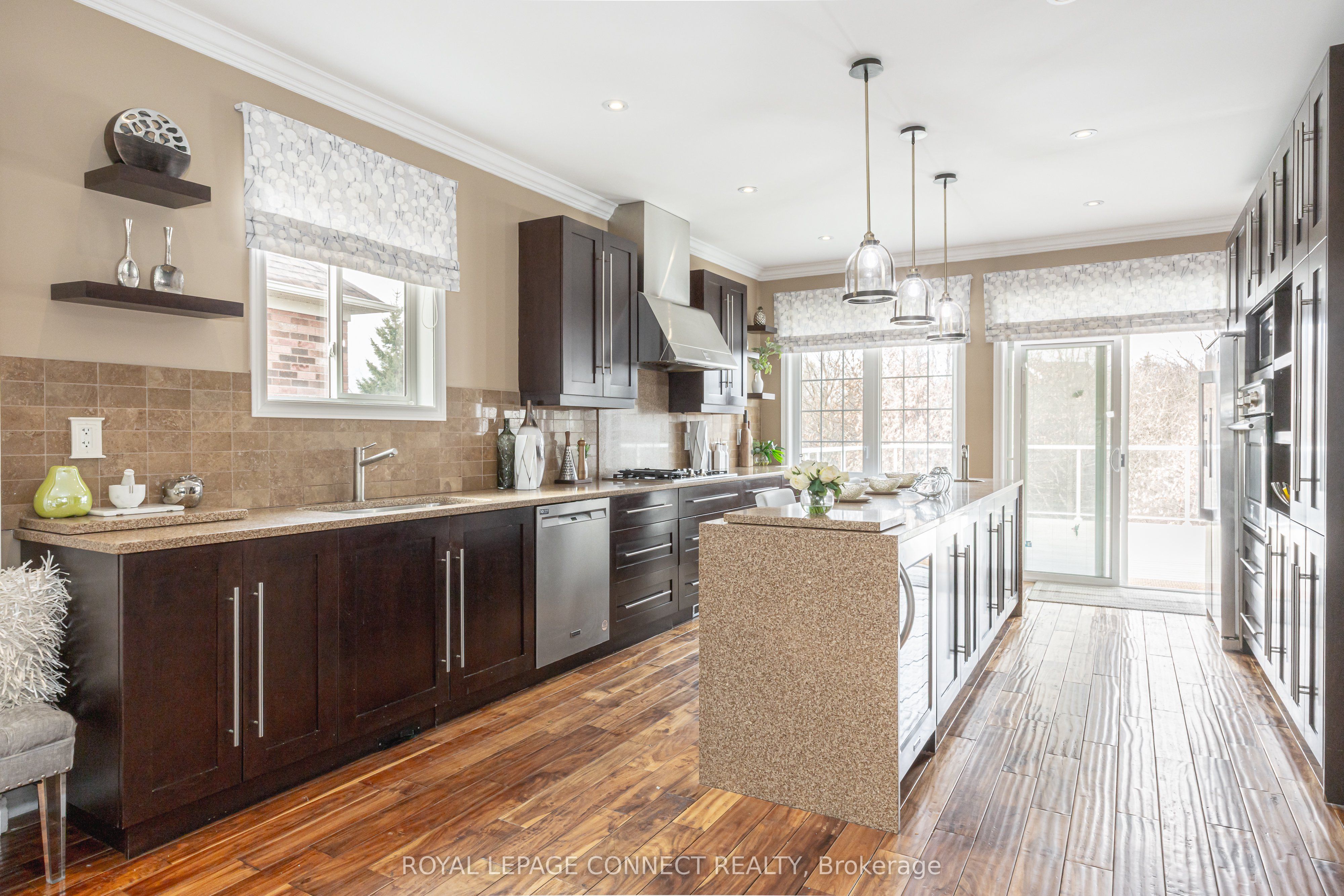 4 Branthaven Court Property Photo 6