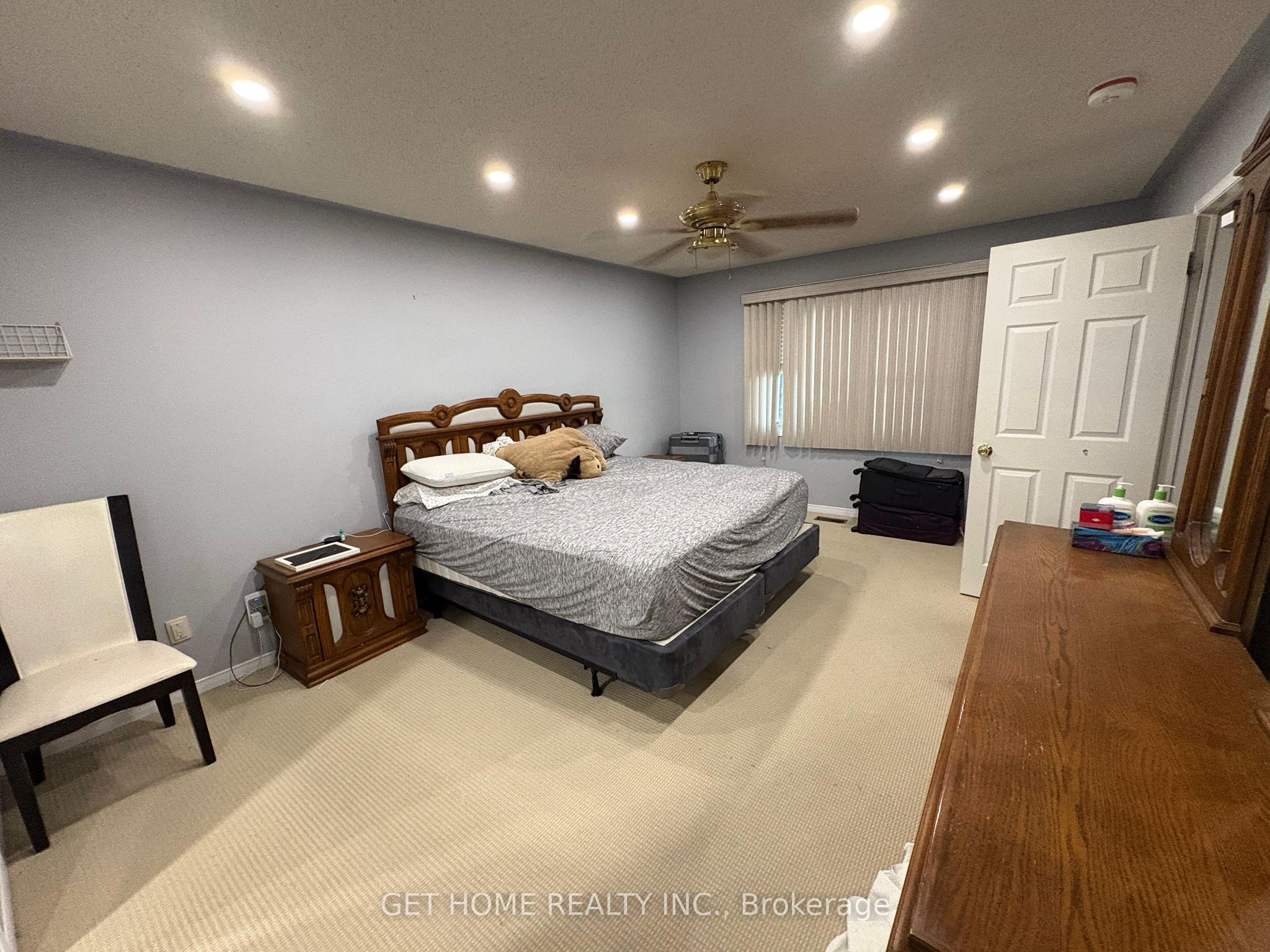 67 Eldridge Place Main Property Photo 12