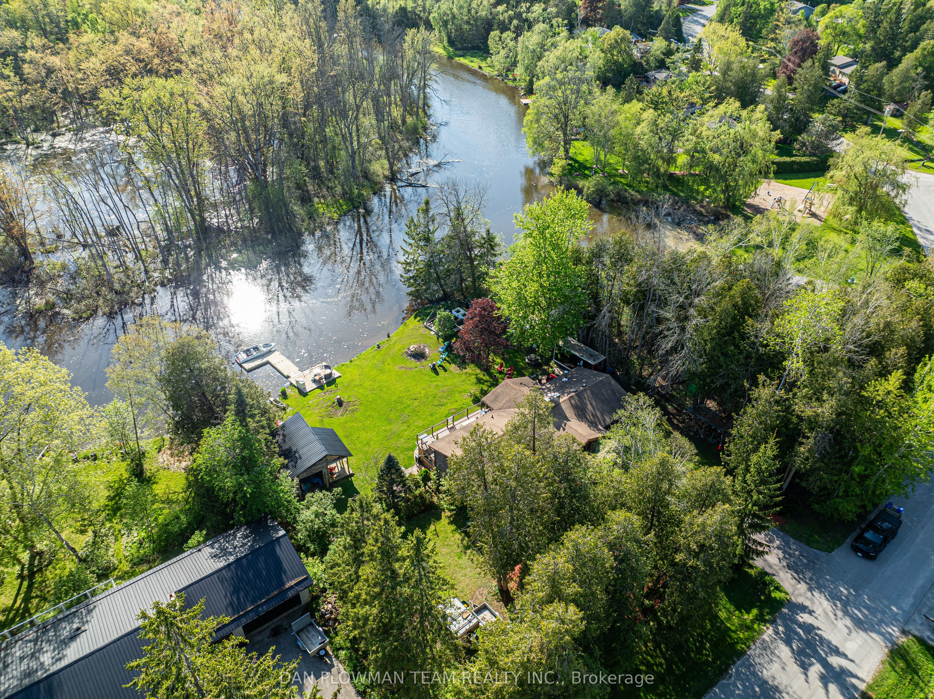 32 Nonquon Drive Property Photo 44