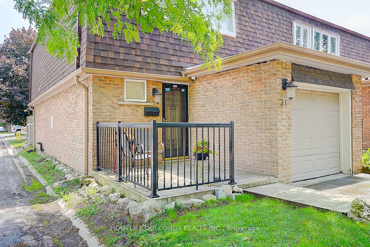 #21 - 1000 Bridletowne Circle Property Photo 4