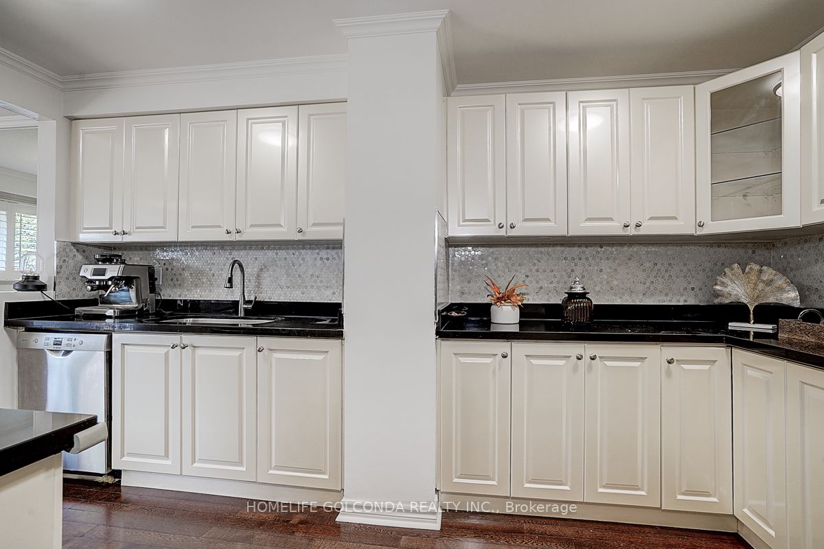 #21 - 1000 Bridletowne Circle Property Photo 20