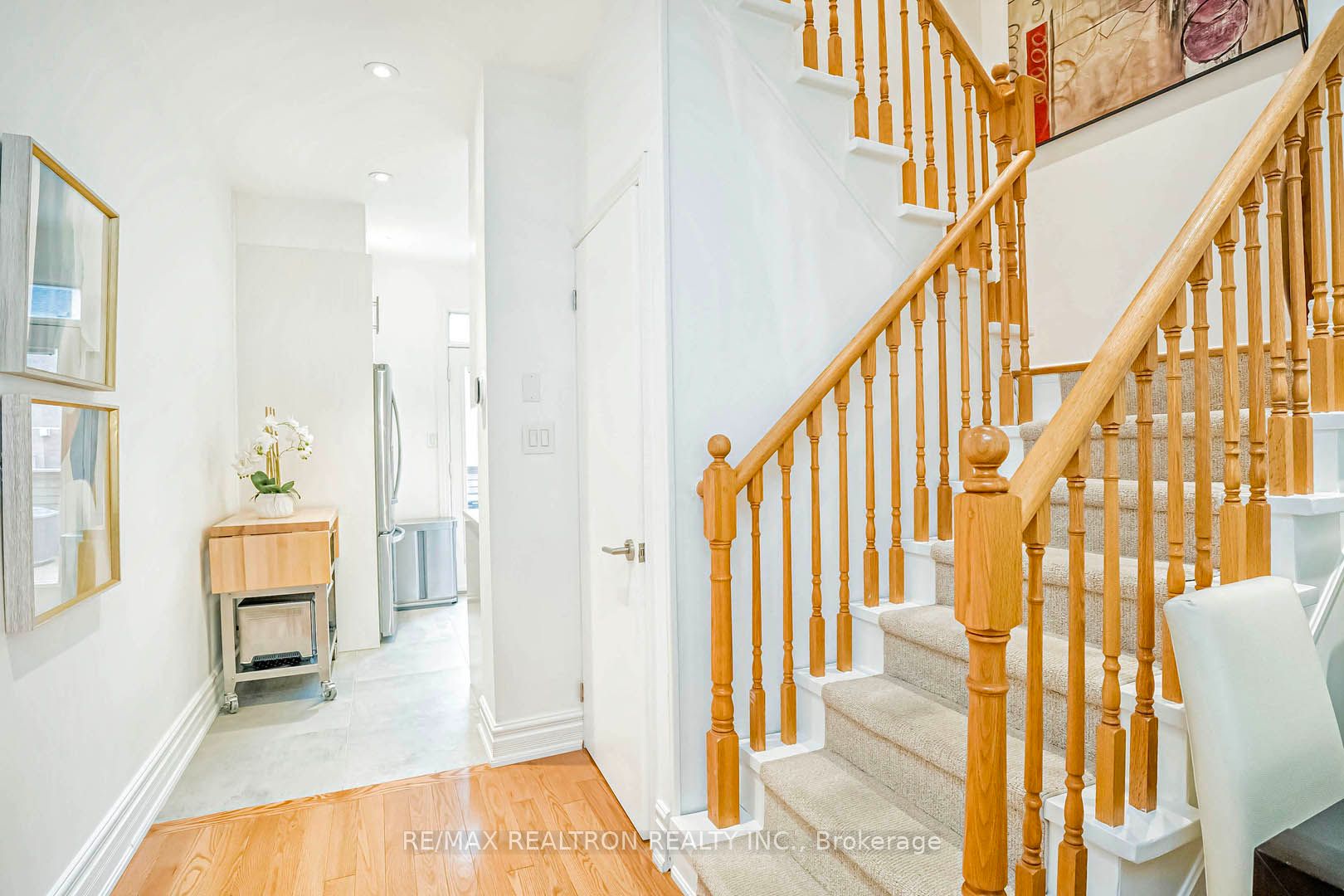 886 Pape Avenue Property Photo 6