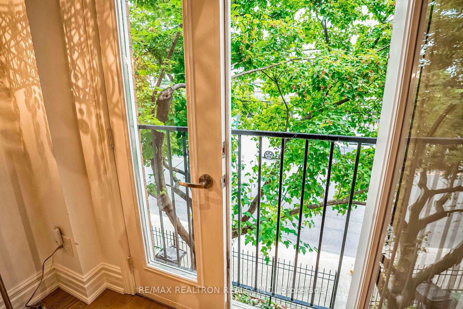 886 Pape Avenue Property Photo 8