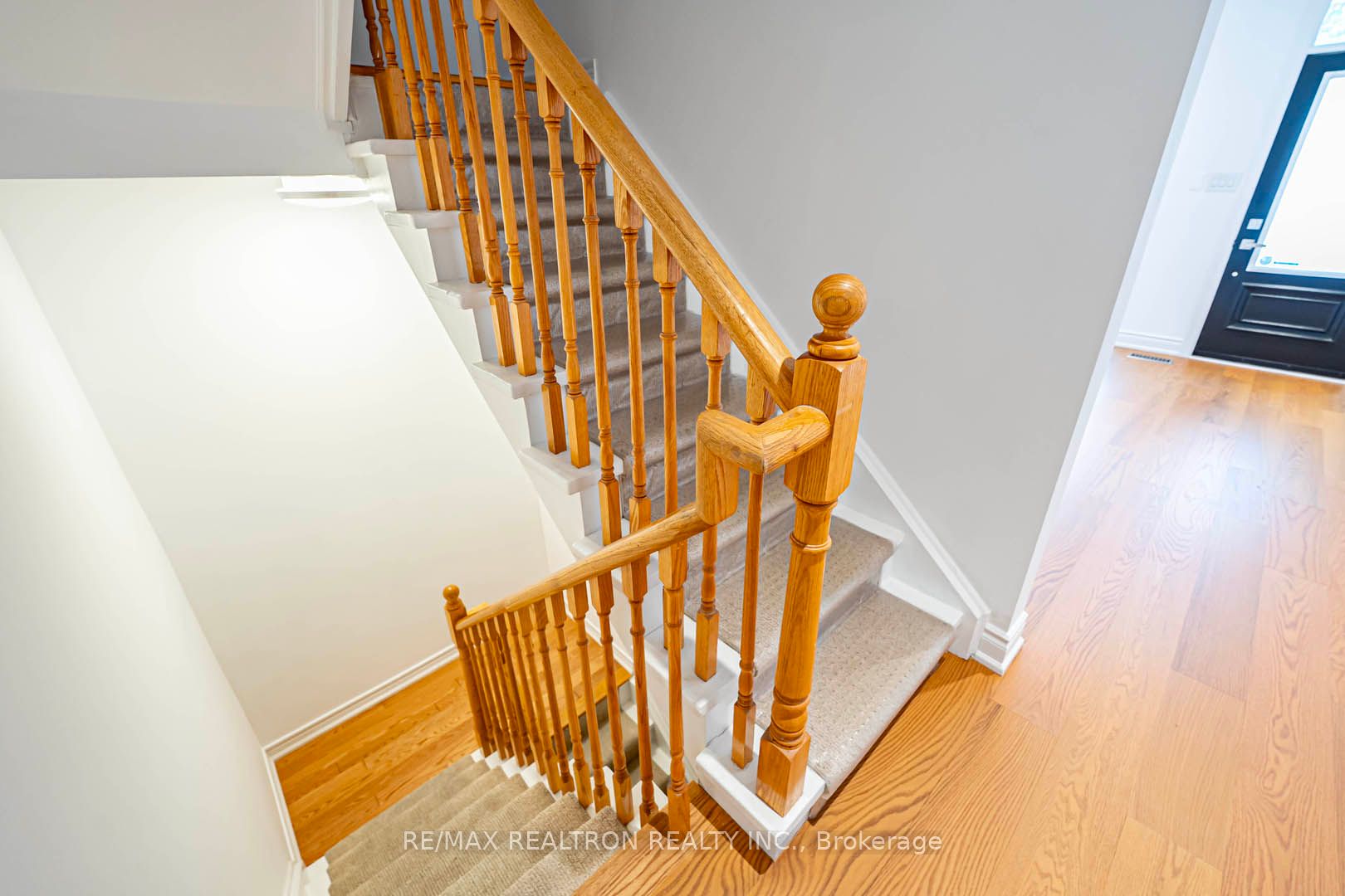 886 Pape Avenue Property Photo 16