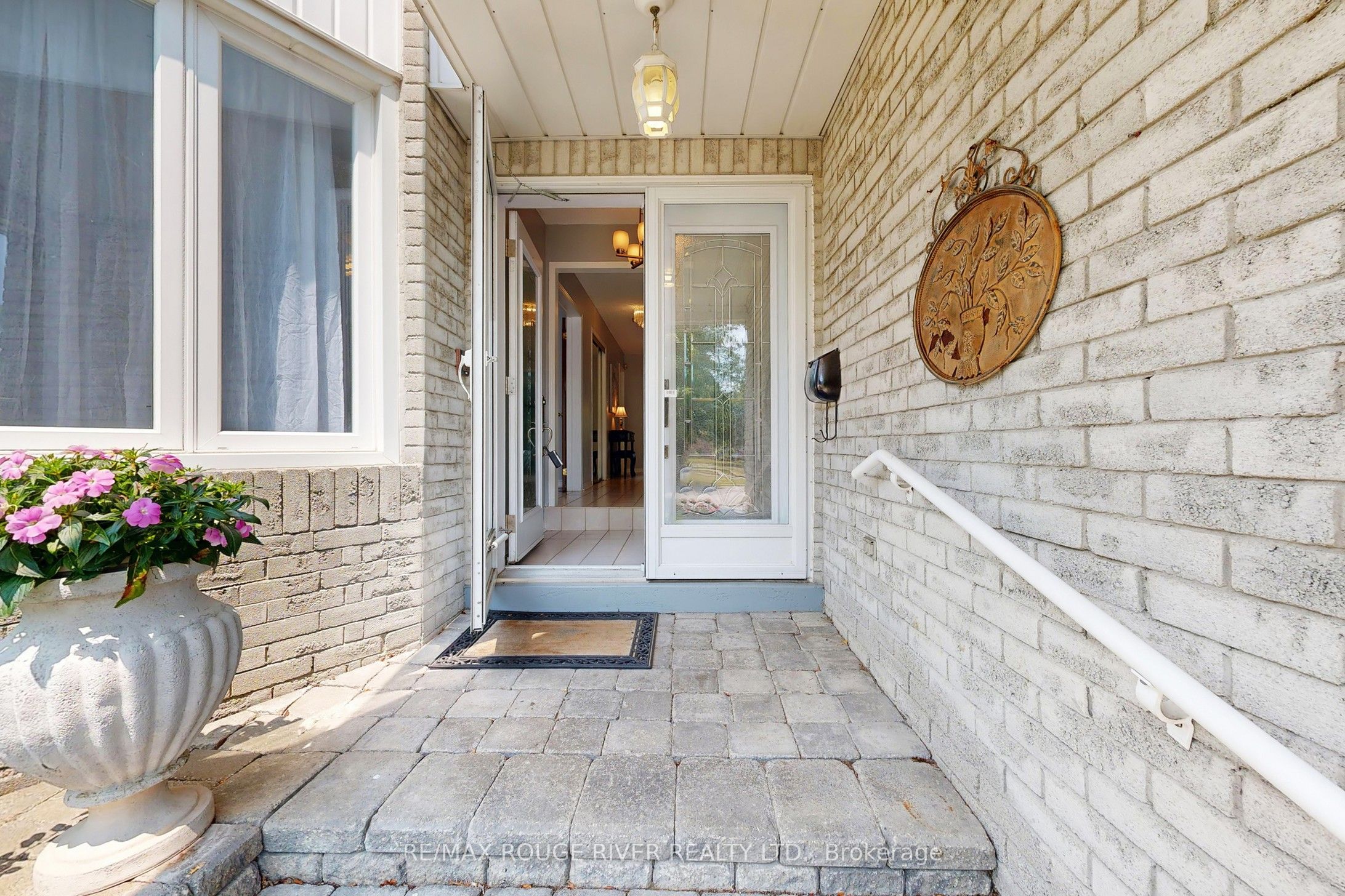 1044 Rambleberry Avenue Property Photo 6