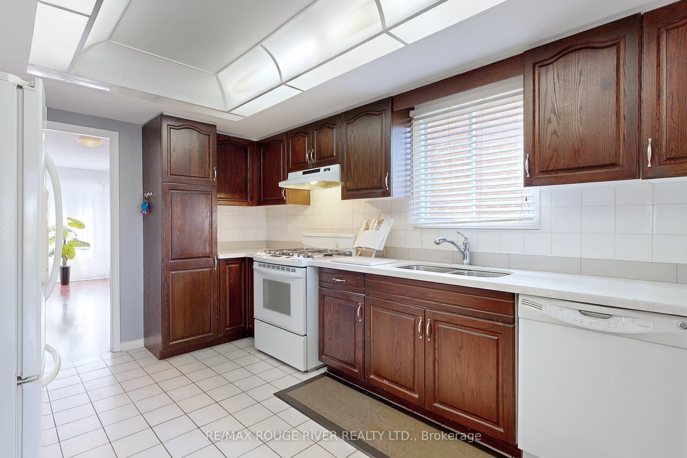 1044 Rambleberry Avenue Property Photo 18