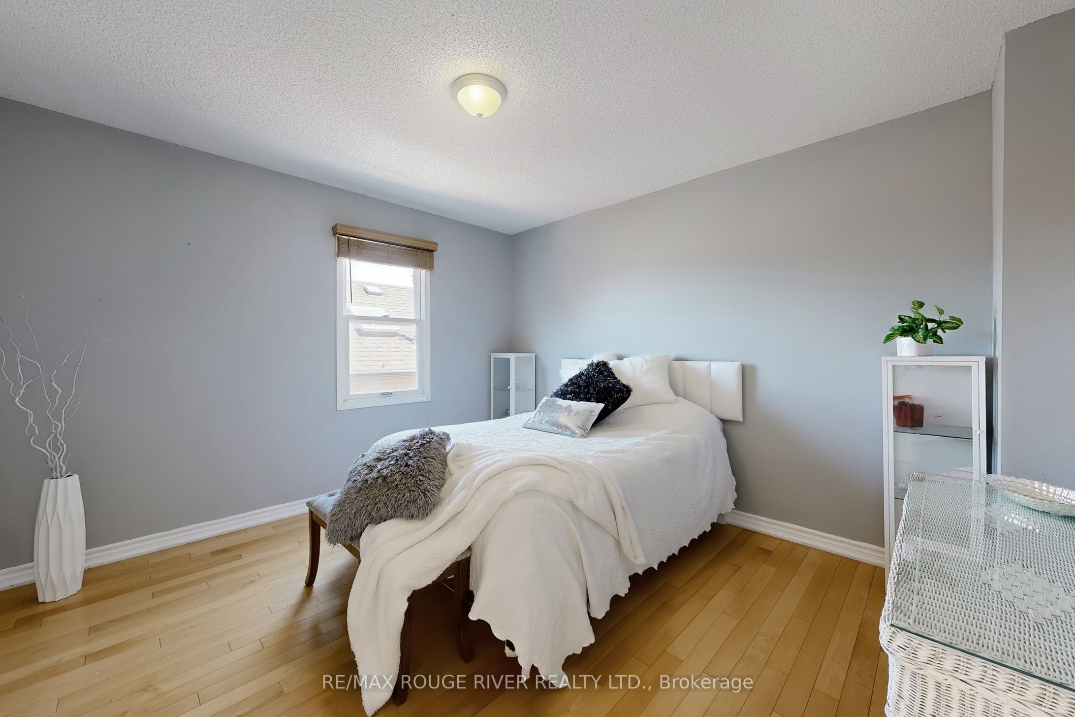 1044 Rambleberry Avenue Property Photo 33