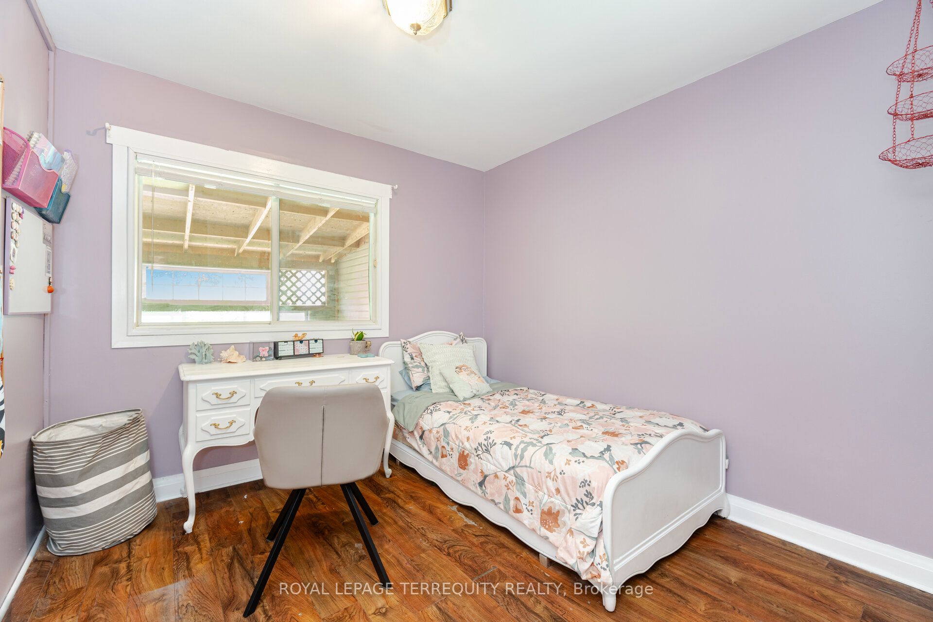 1194 King Street Property Photo 17