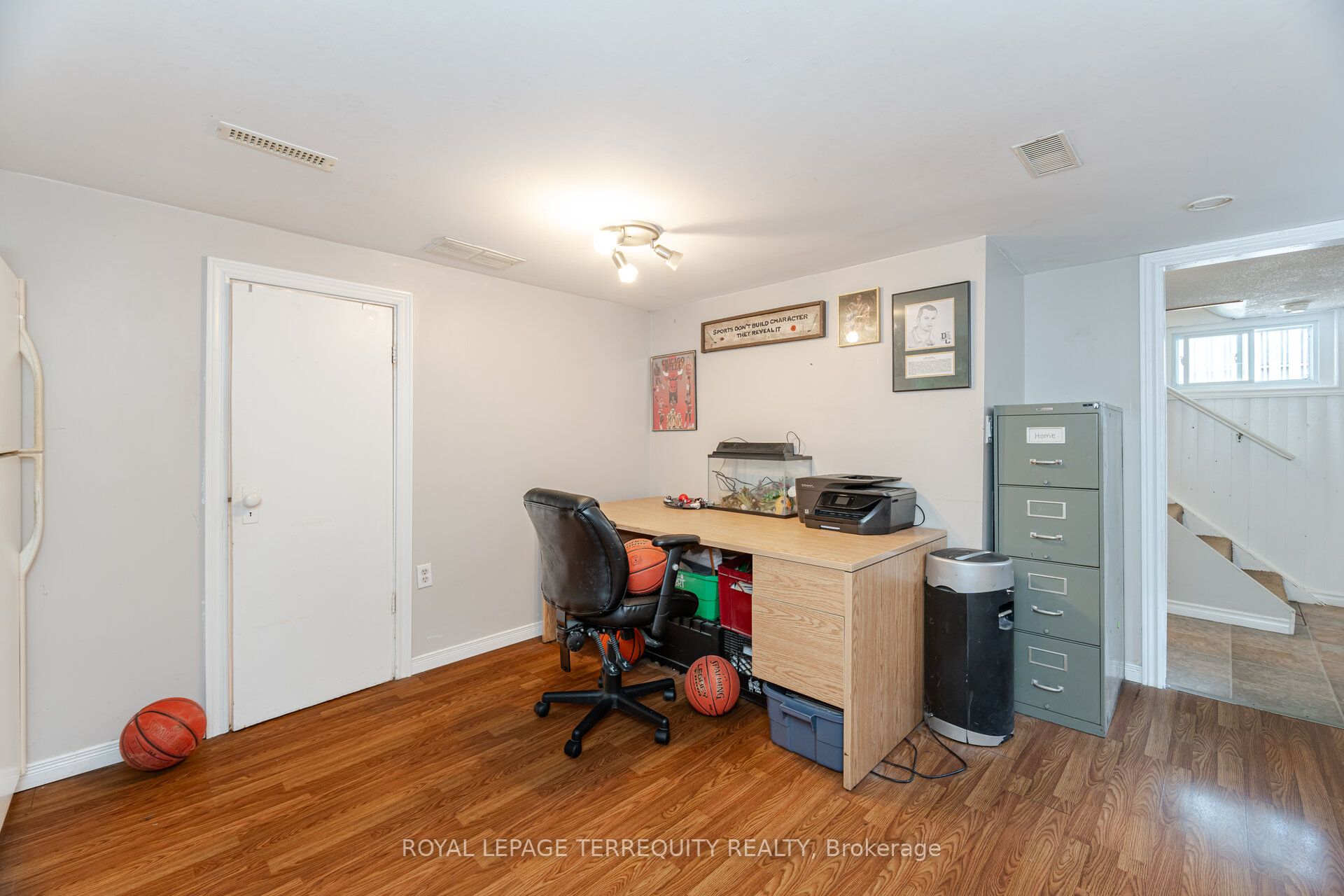 1194 King Street Property Photo 22