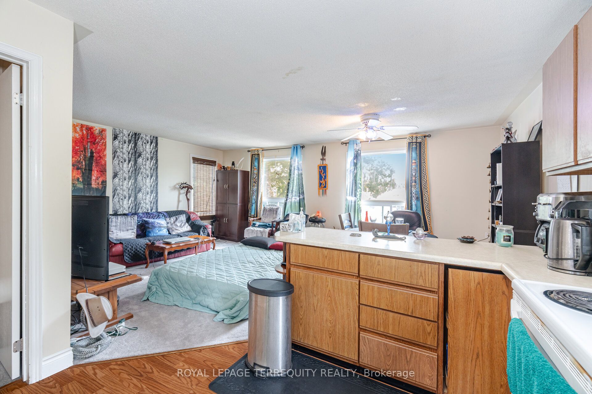 1194 King Street Property Photo 42