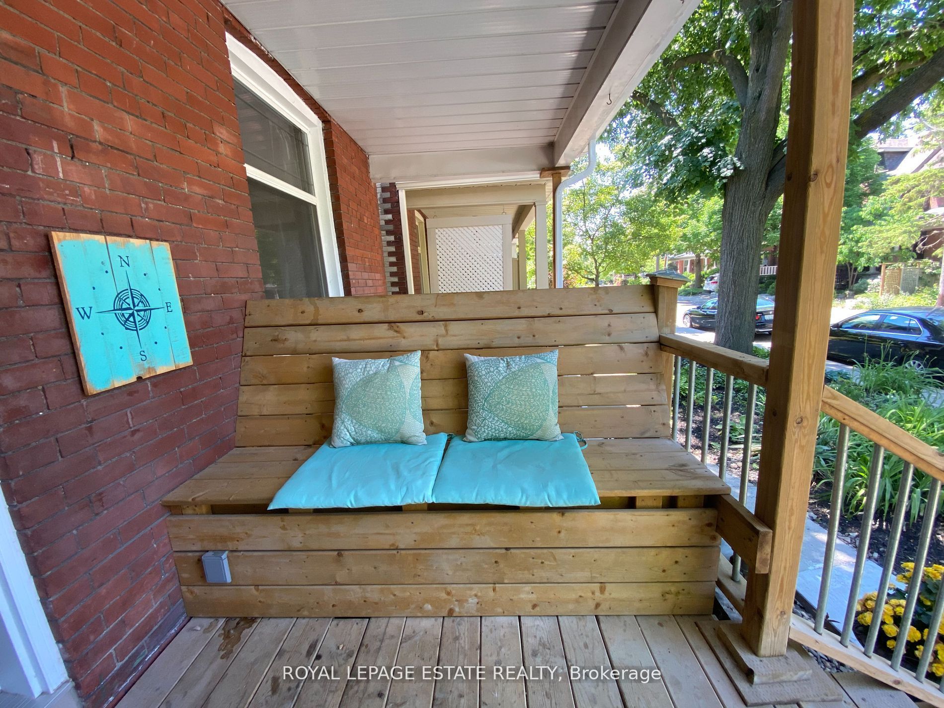 41 Dearbourne Avenue Property Photo 3