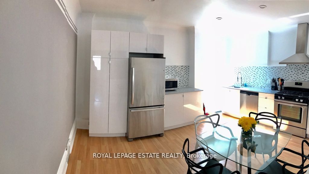 41 Dearbourne Avenue Property Photo 8