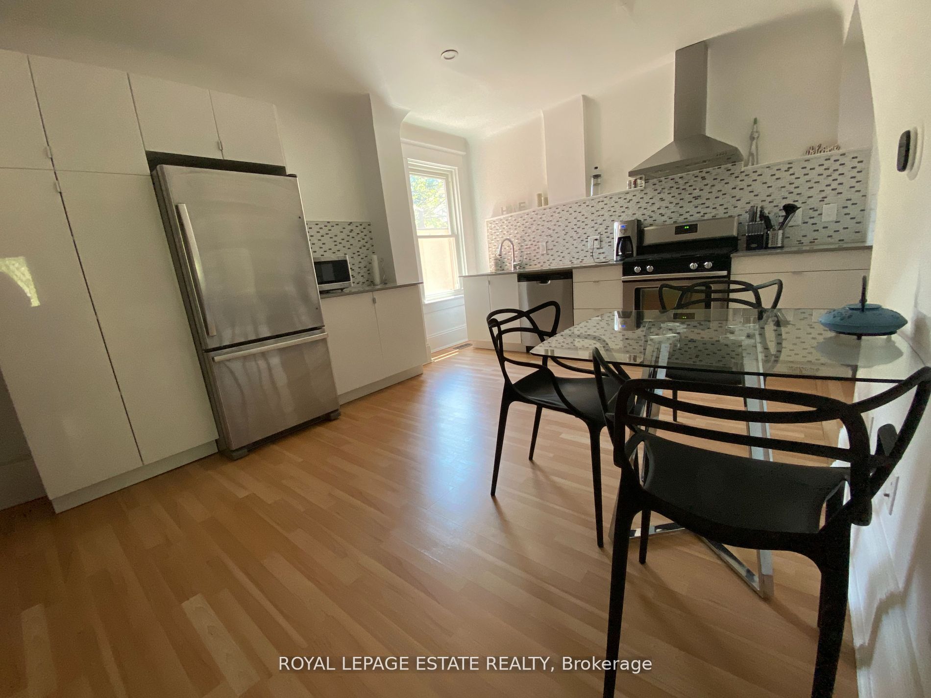 41 Dearbourne Avenue Property Photo 9