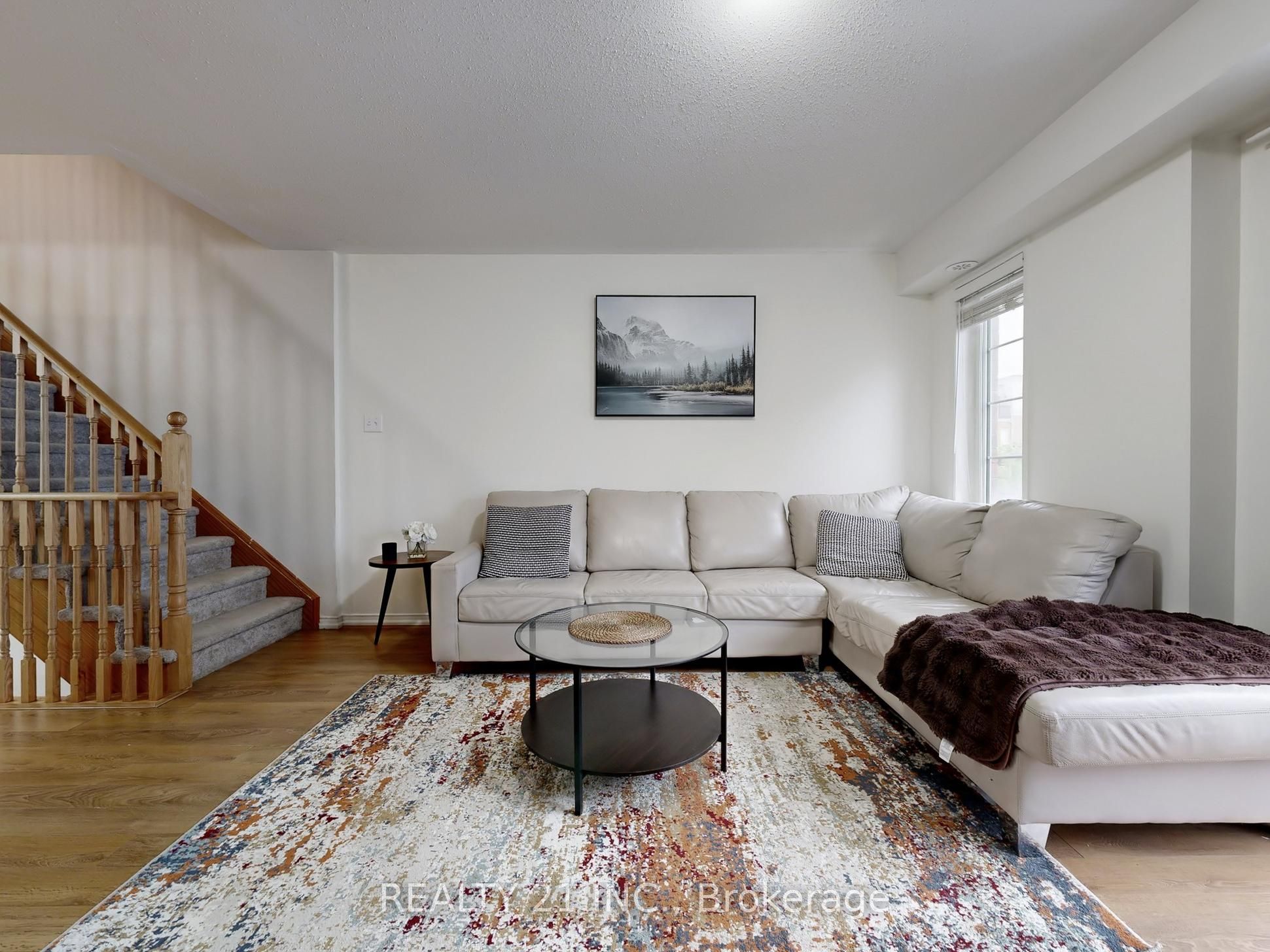 2528 Bromus Path Property Photo 8