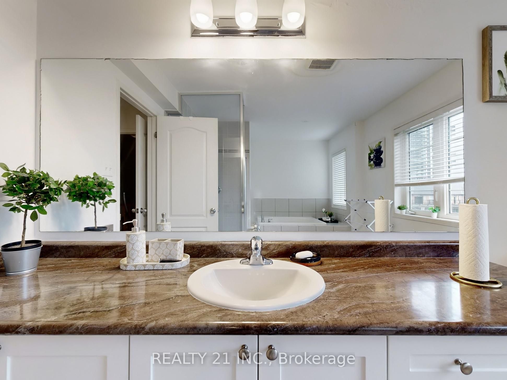 2528 Bromus Path Property Photo 35