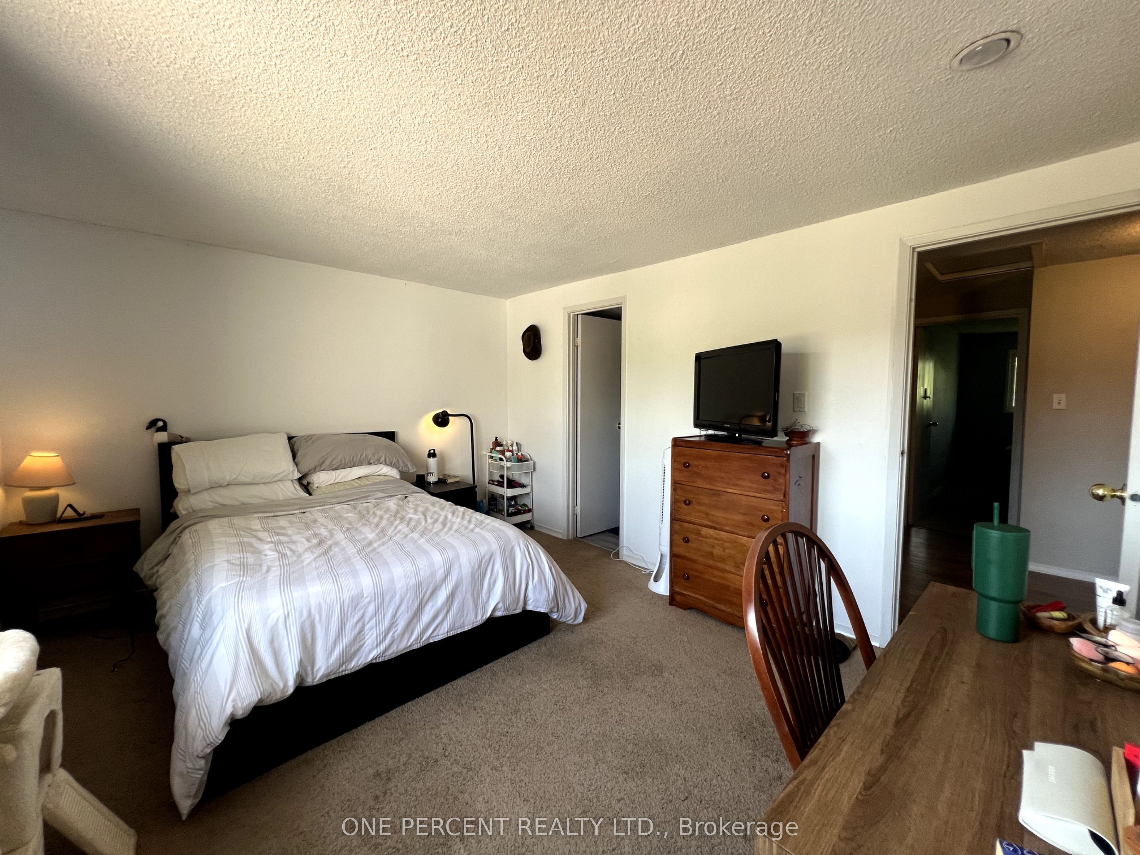 #2 - 1330 Trowbridge Drive Property Photo 16