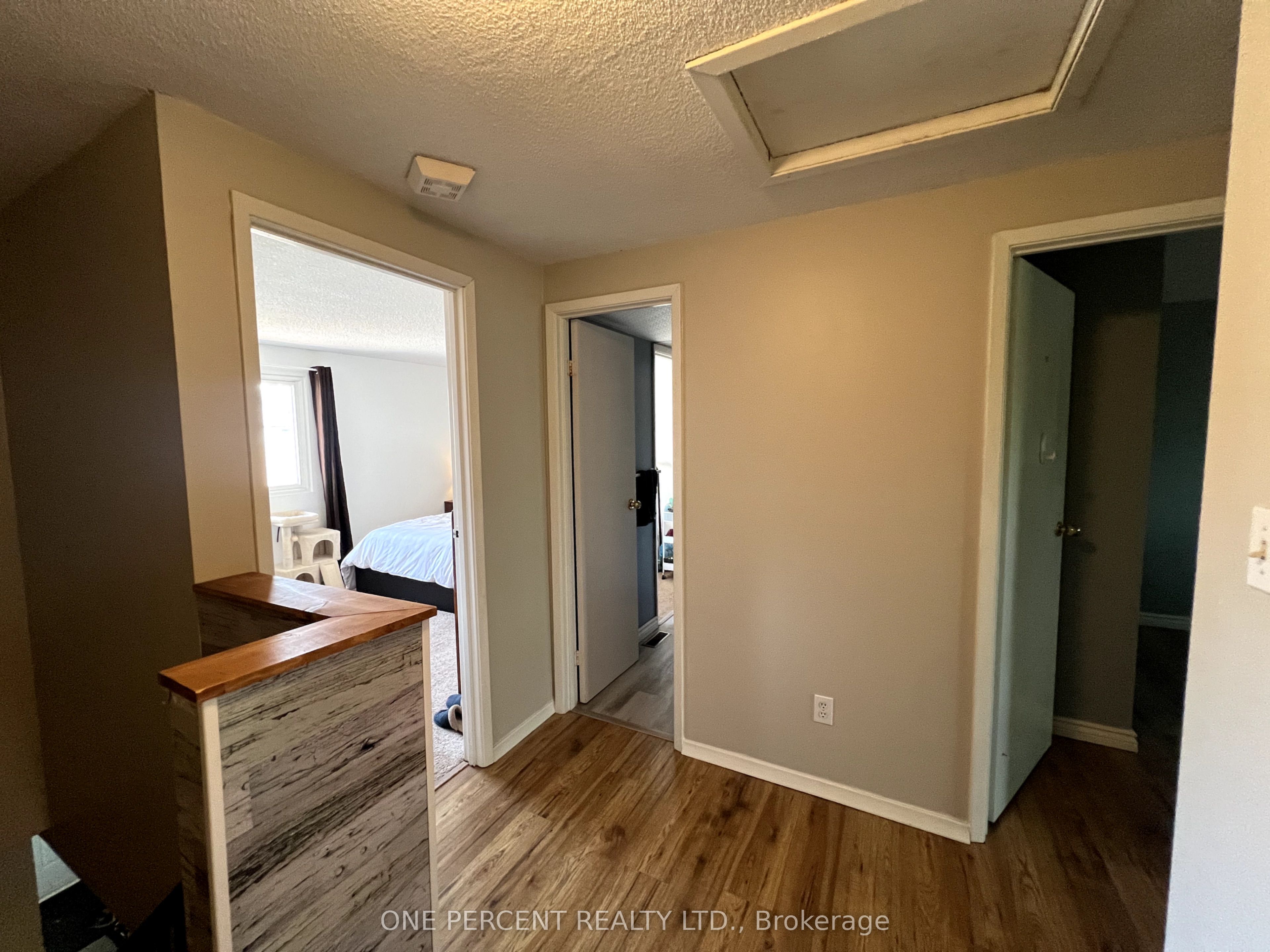 #2 - 1330 Trowbridge Drive Property Photo 21