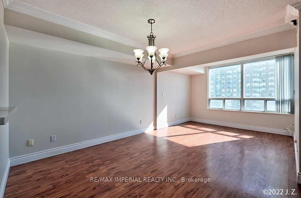 #1629 - 68 Corporate Drive Property Photo 6