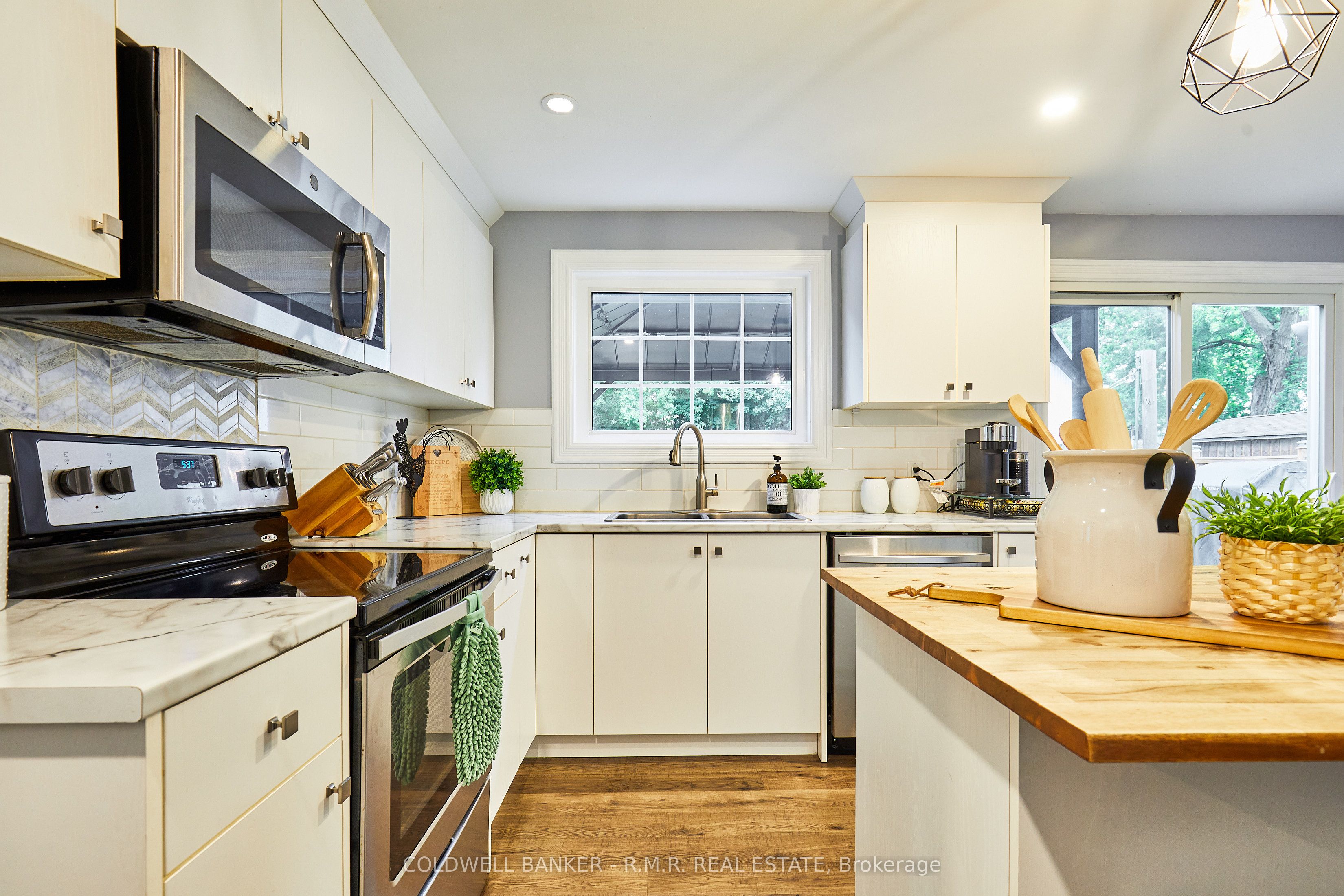 10 Church Street Property Photo 11
