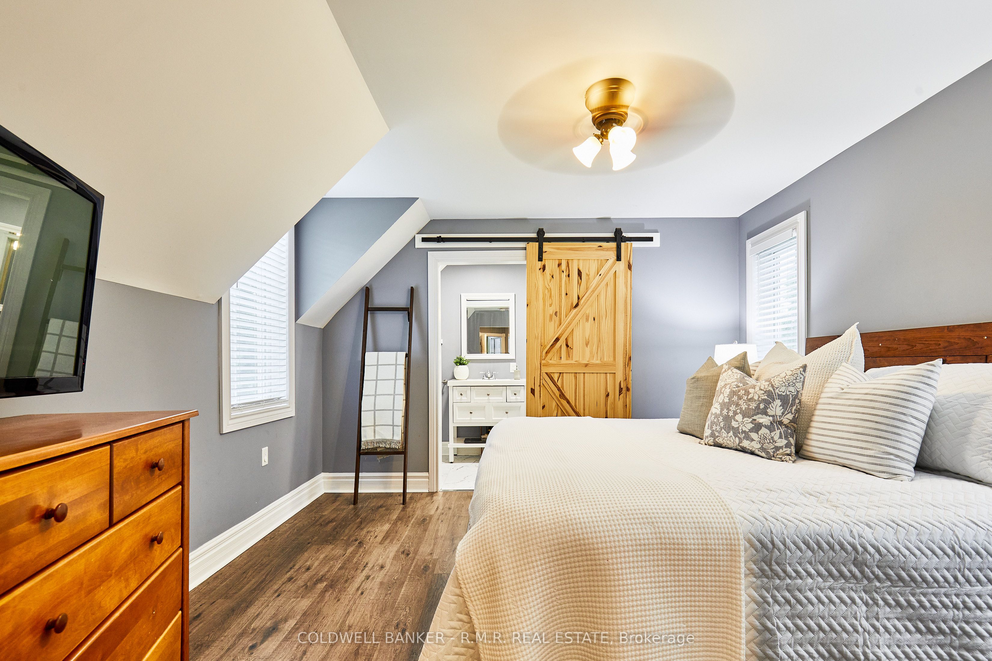 10 Church Street Property Photo 20