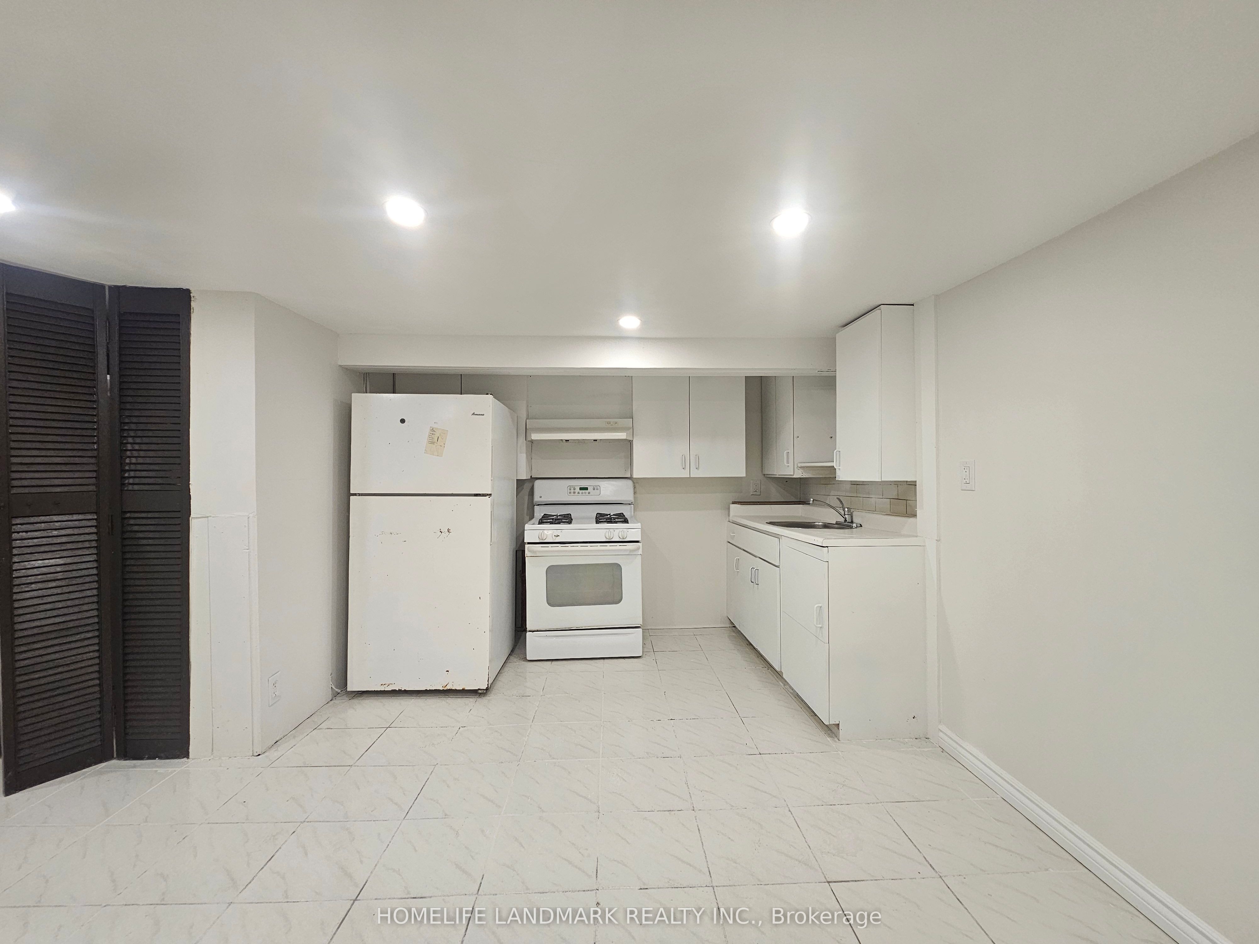 #basement - 43 Beachell Street Property Photo 2