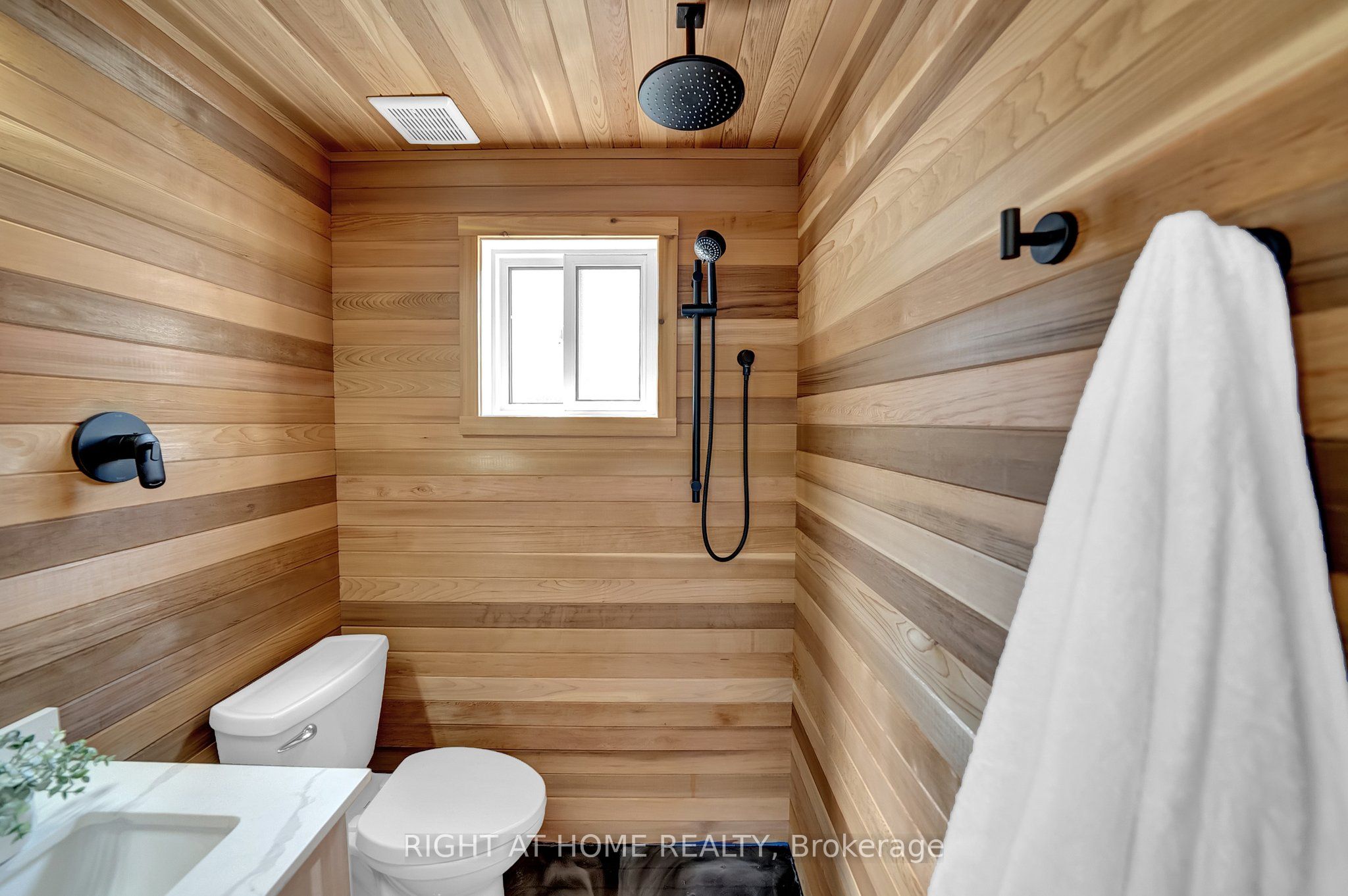 6 Vetzal Court Property Photo 29