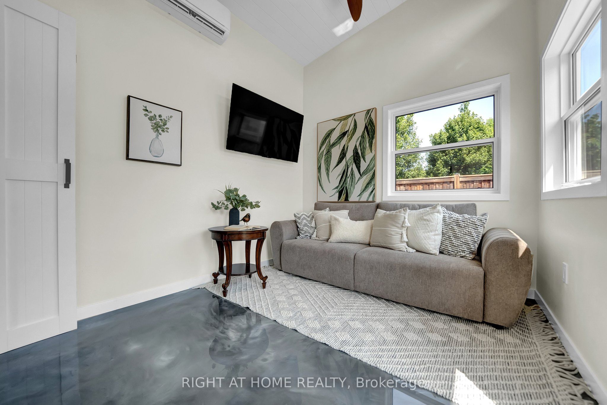 6 Vetzal Court Property Photo 33