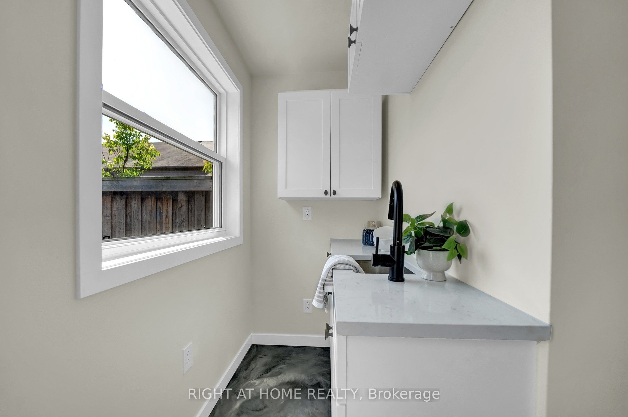 6 Vetzal Court Property Photo 34
